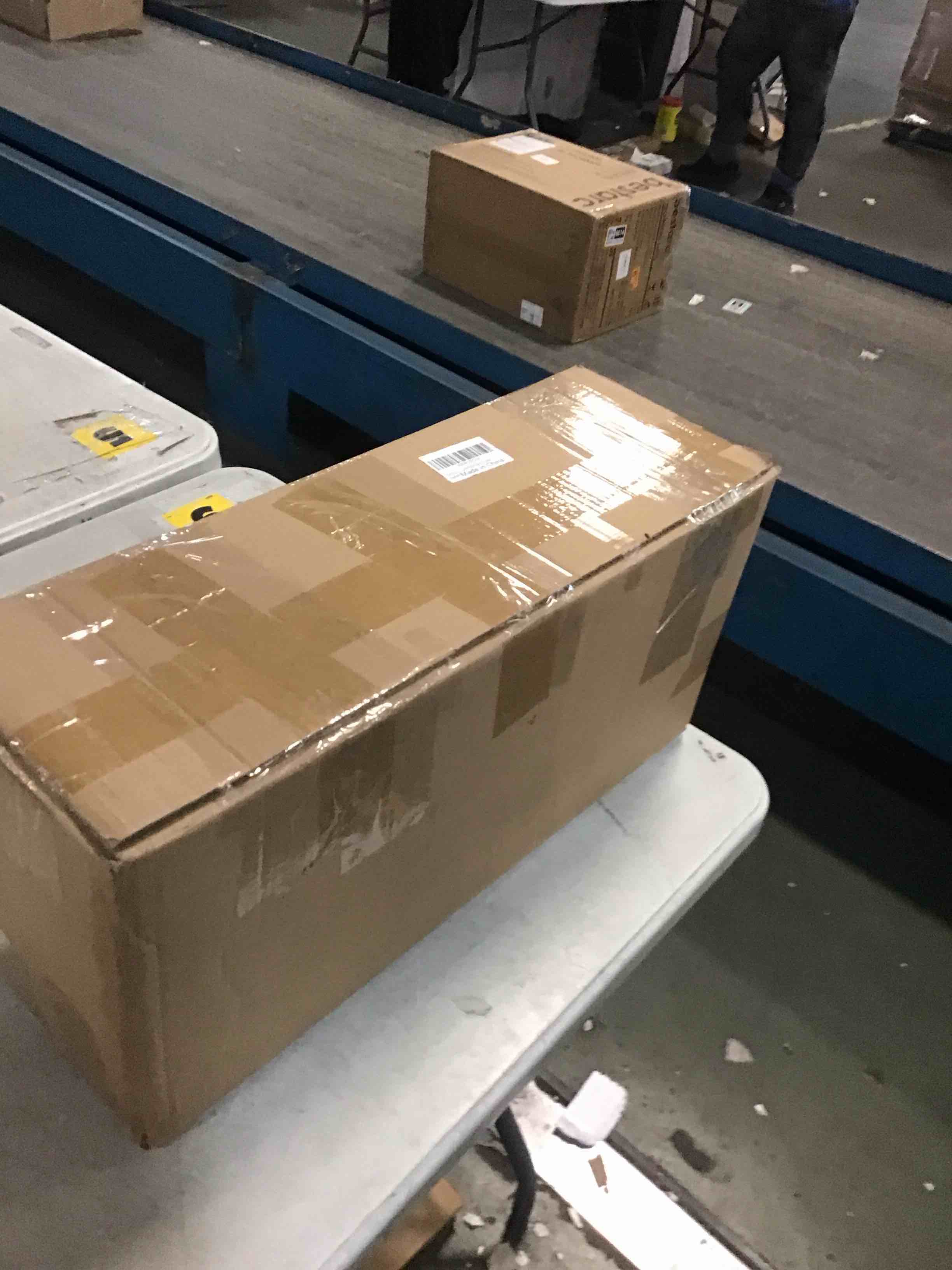 https://s3.amazonaws.com/lotting-images-prod/bidfta/BRN1669569_1736803107604.jpeg