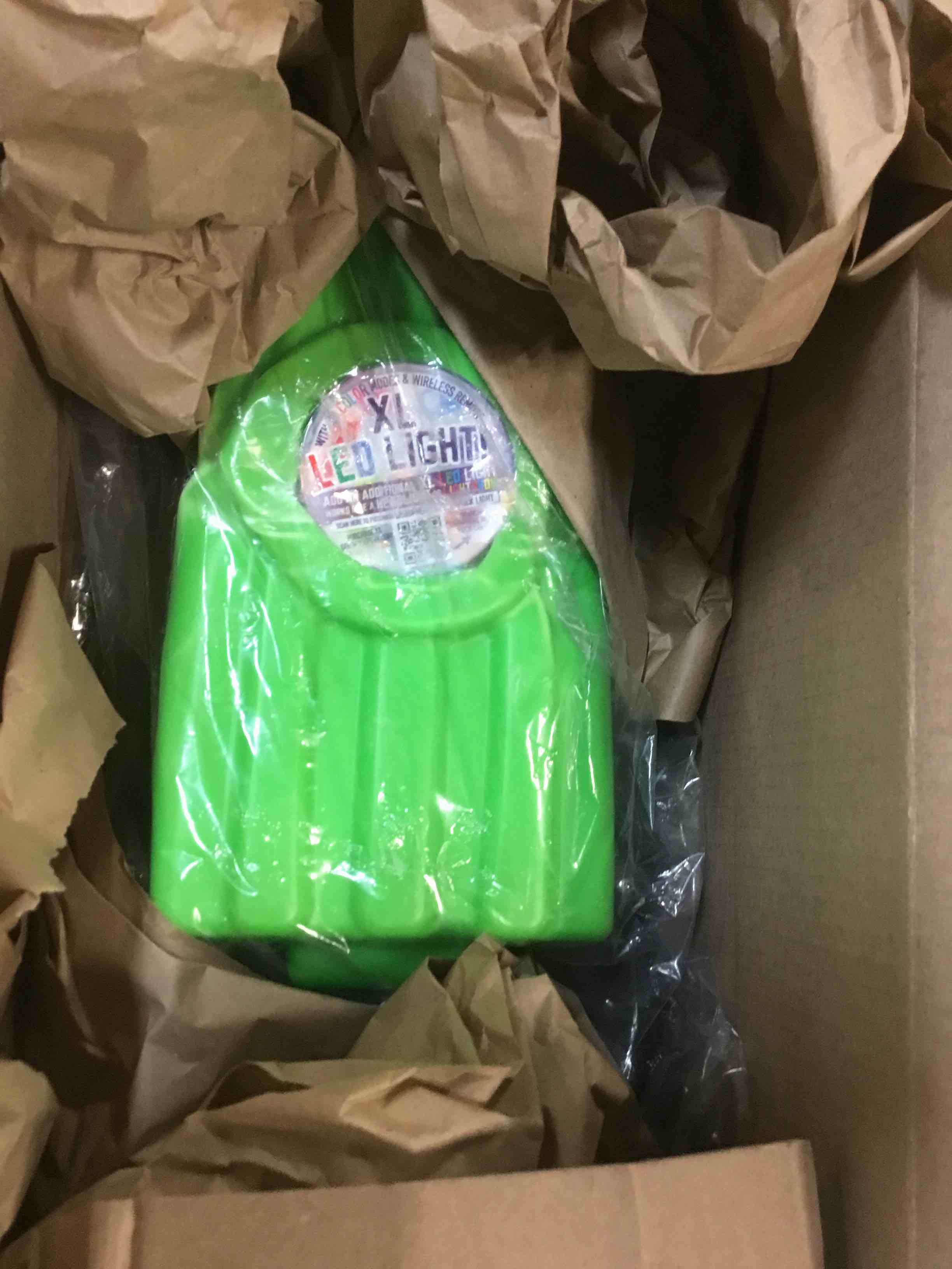 https://s3.amazonaws.com/lotting-images-prod/bidfta/BRN1669881_1736944584862.jpeg