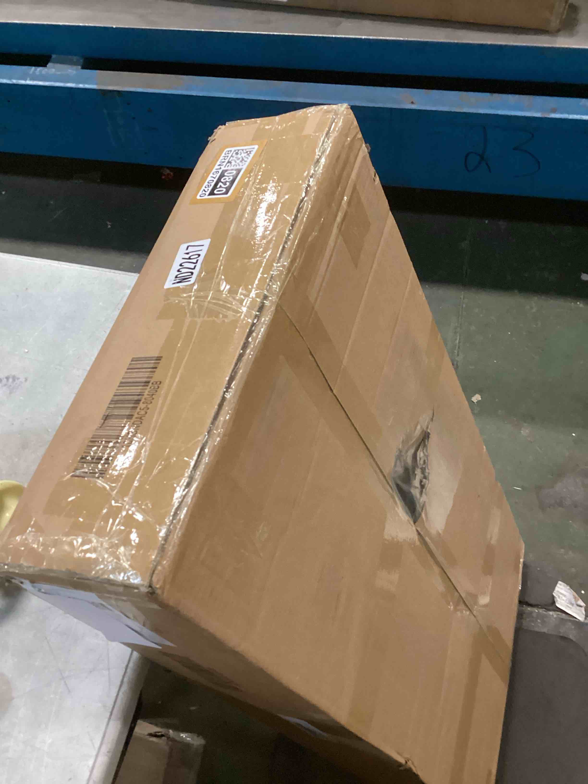 https://s3.amazonaws.com/lotting-images-prod/bidfta/BRN1670820_1737466475407.jpeg