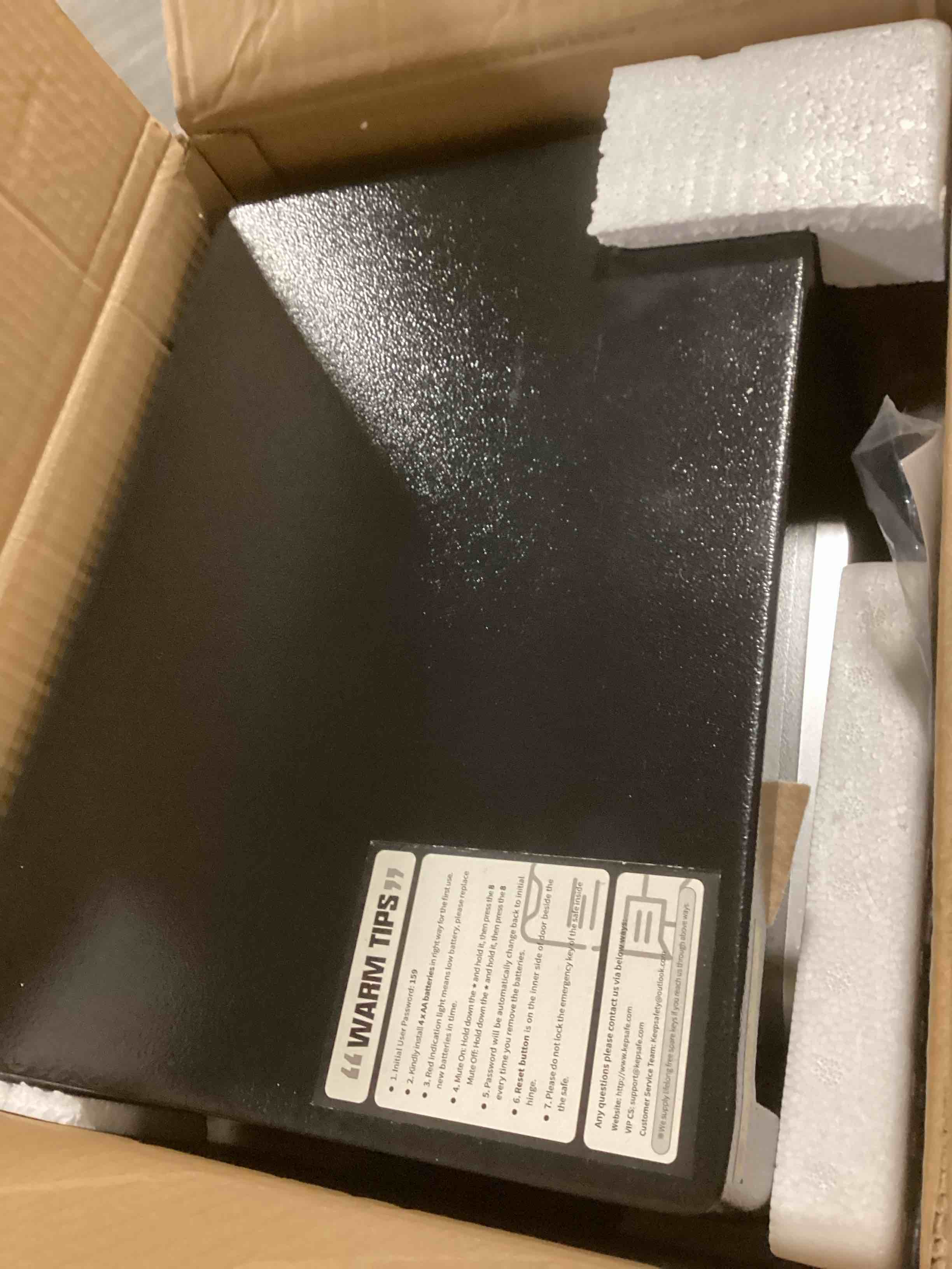 https://s3.amazonaws.com/lotting-images-prod/bidfta/BRN1671040_1737550121992.jpeg
