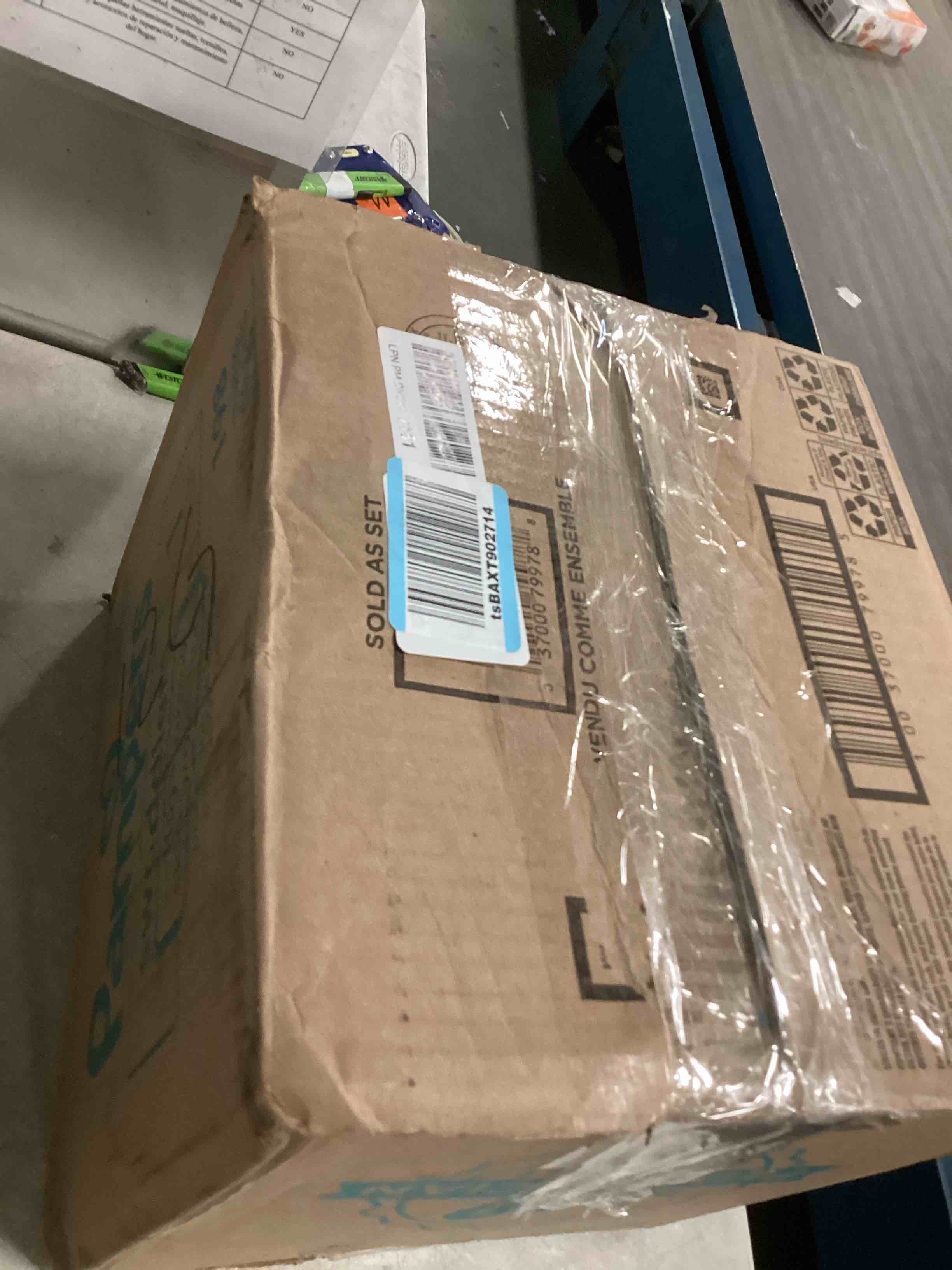 https://s3.amazonaws.com/lotting-images-prod/bidfta/BRN1671522_1738068211959.jpeg