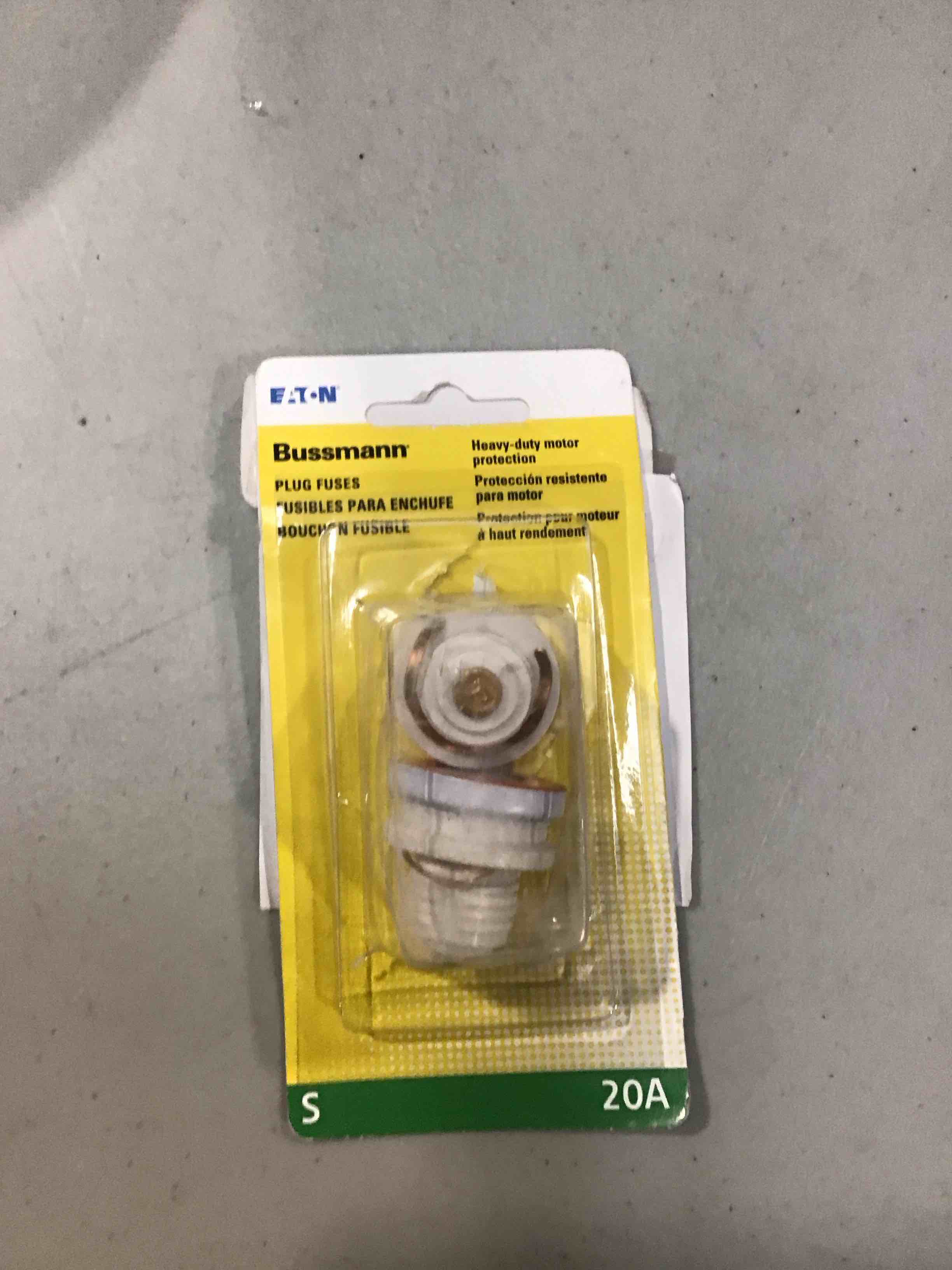 Eaton busman plug fuses