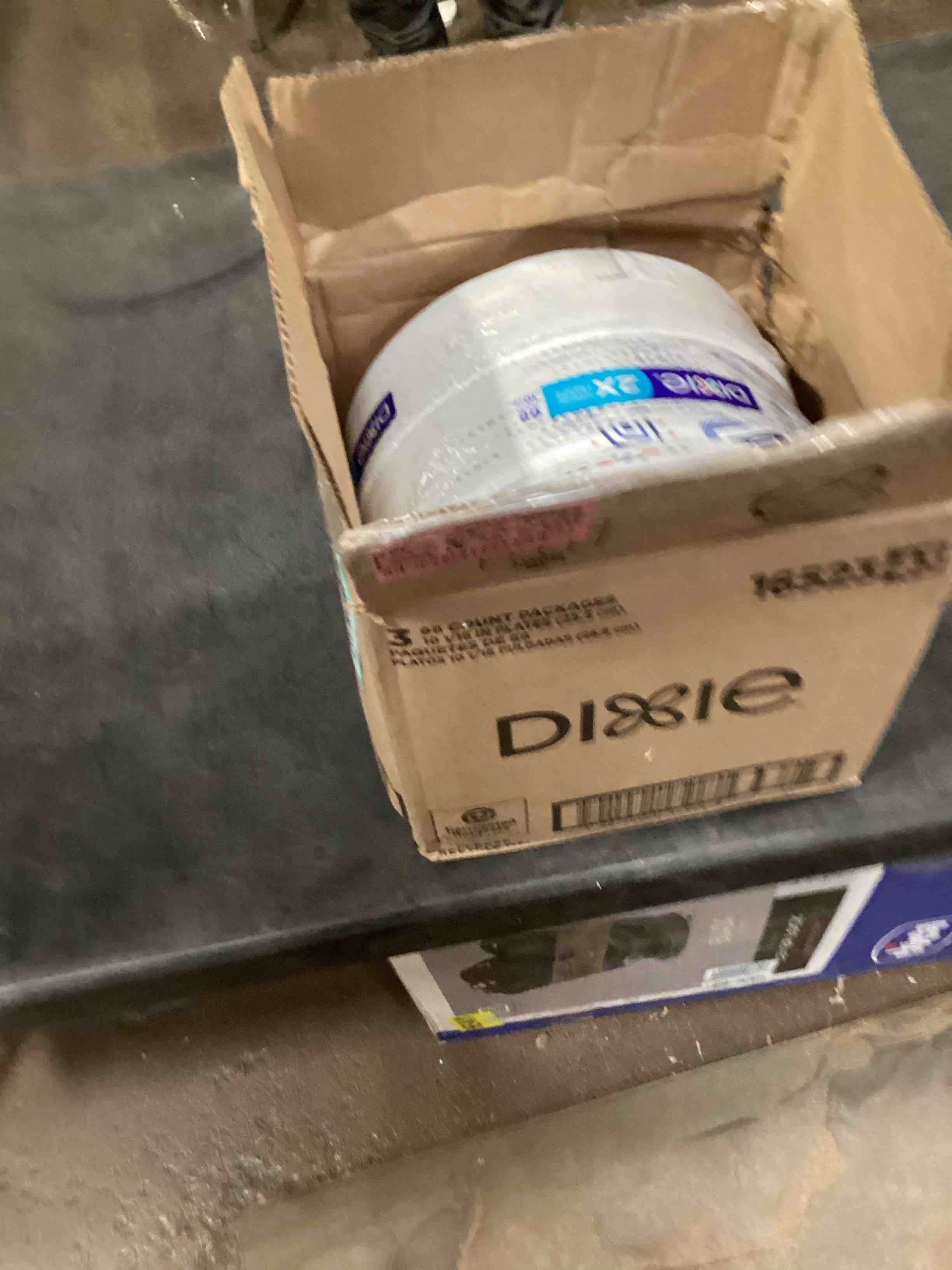 https://s3.amazonaws.com/lotting-images-prod/bidfta/BRN1681897_1737553647805.jpeg