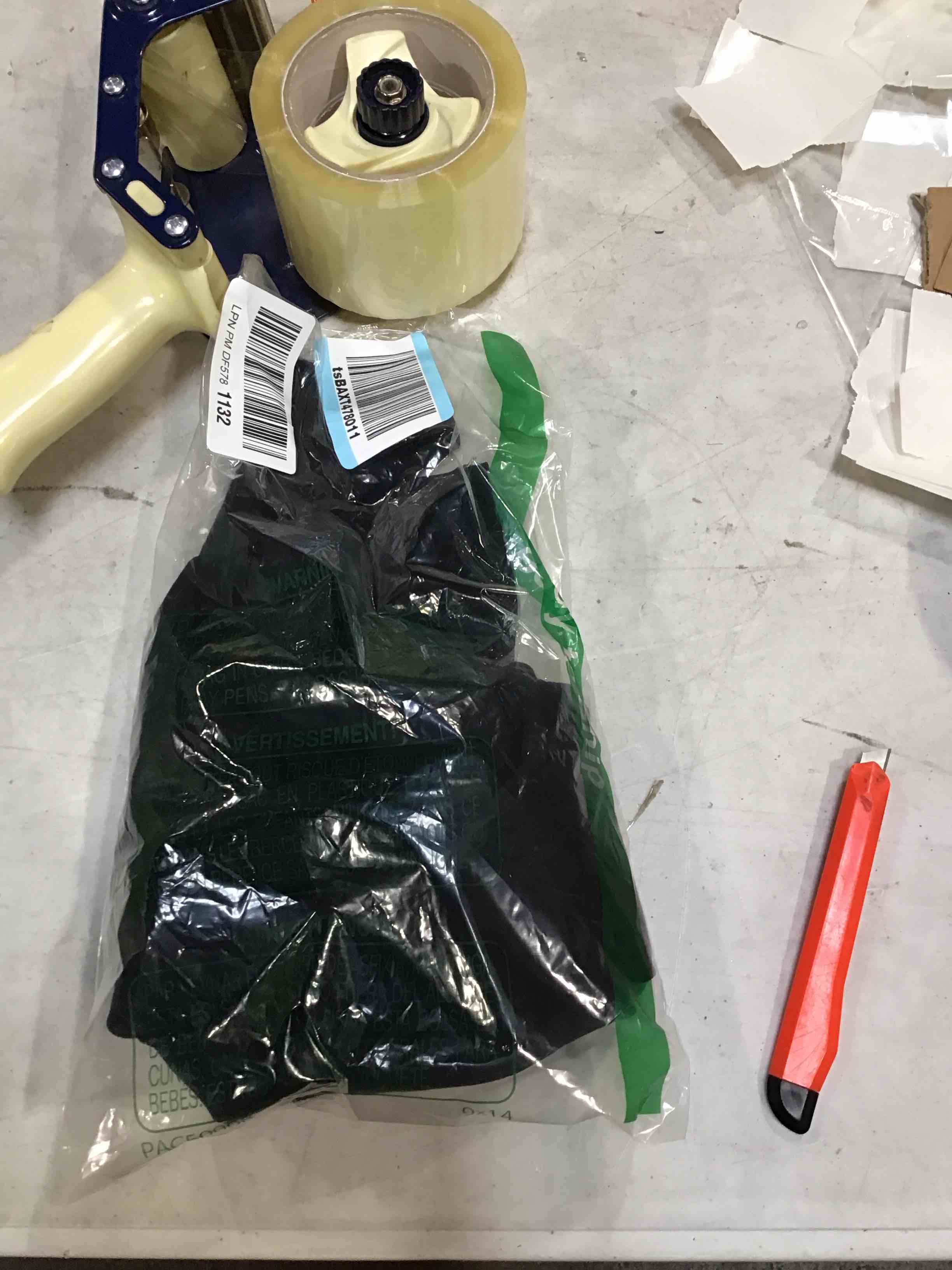 https://s3.amazonaws.com/lotting-images-prod/bidfta/BRN1682582_1738161738289.jpeg