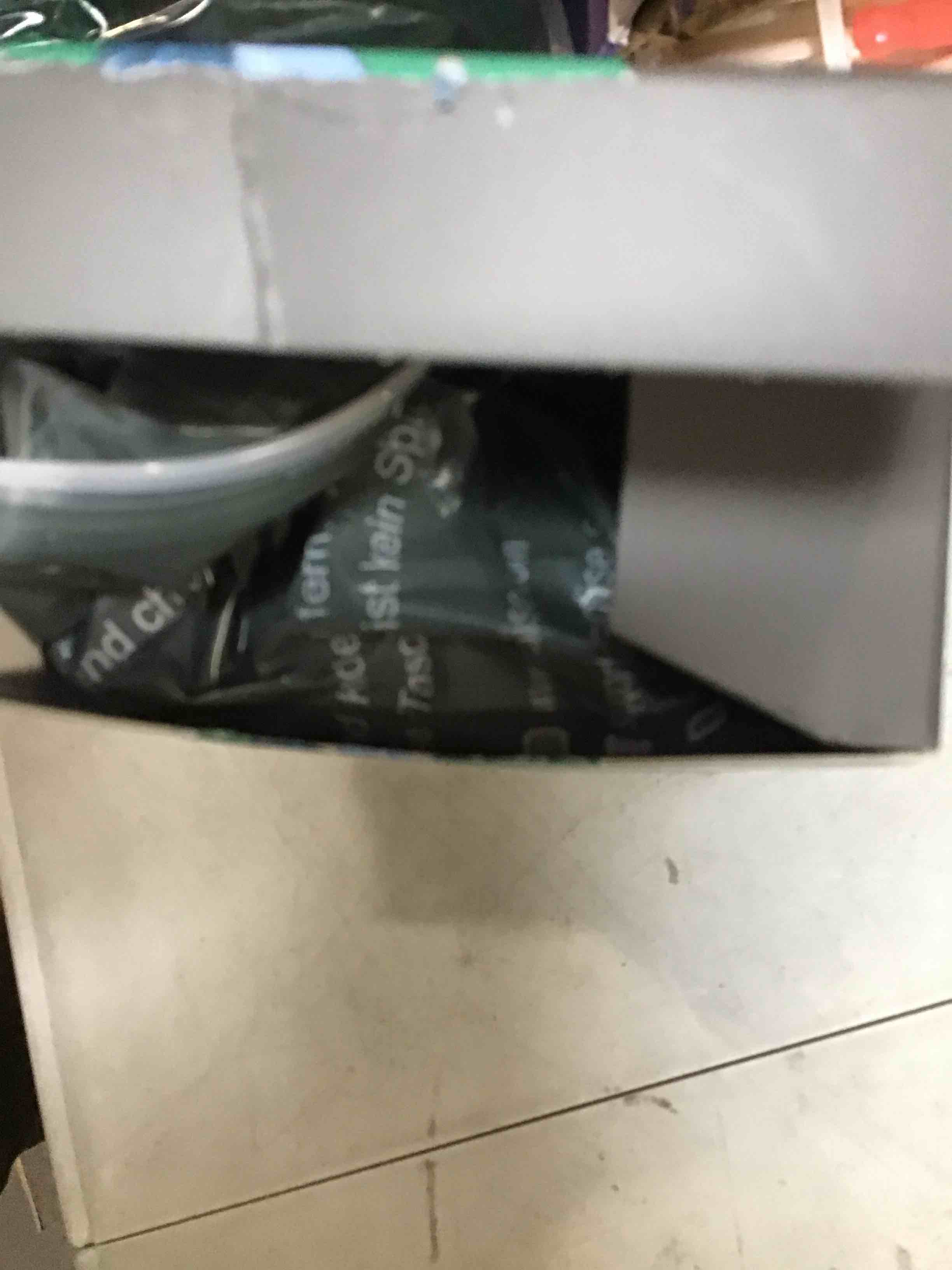 https://s3.amazonaws.com/lotting-images-prod/bidfta/BRN1682630_1738169700396.jpeg