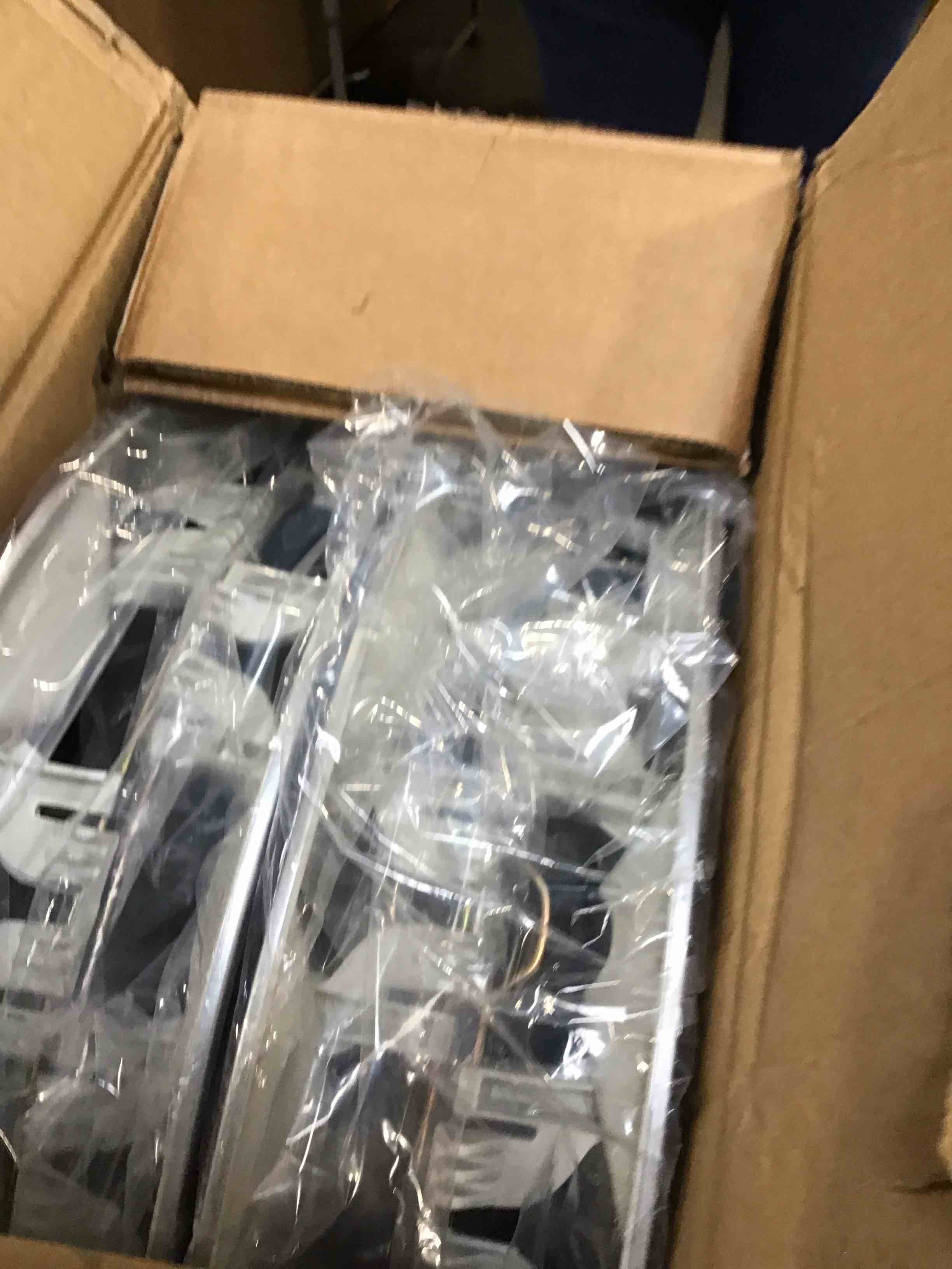 https://s3.amazonaws.com/lotting-images-prod/bidfta/BRN1682685_1738178155052.jpeg