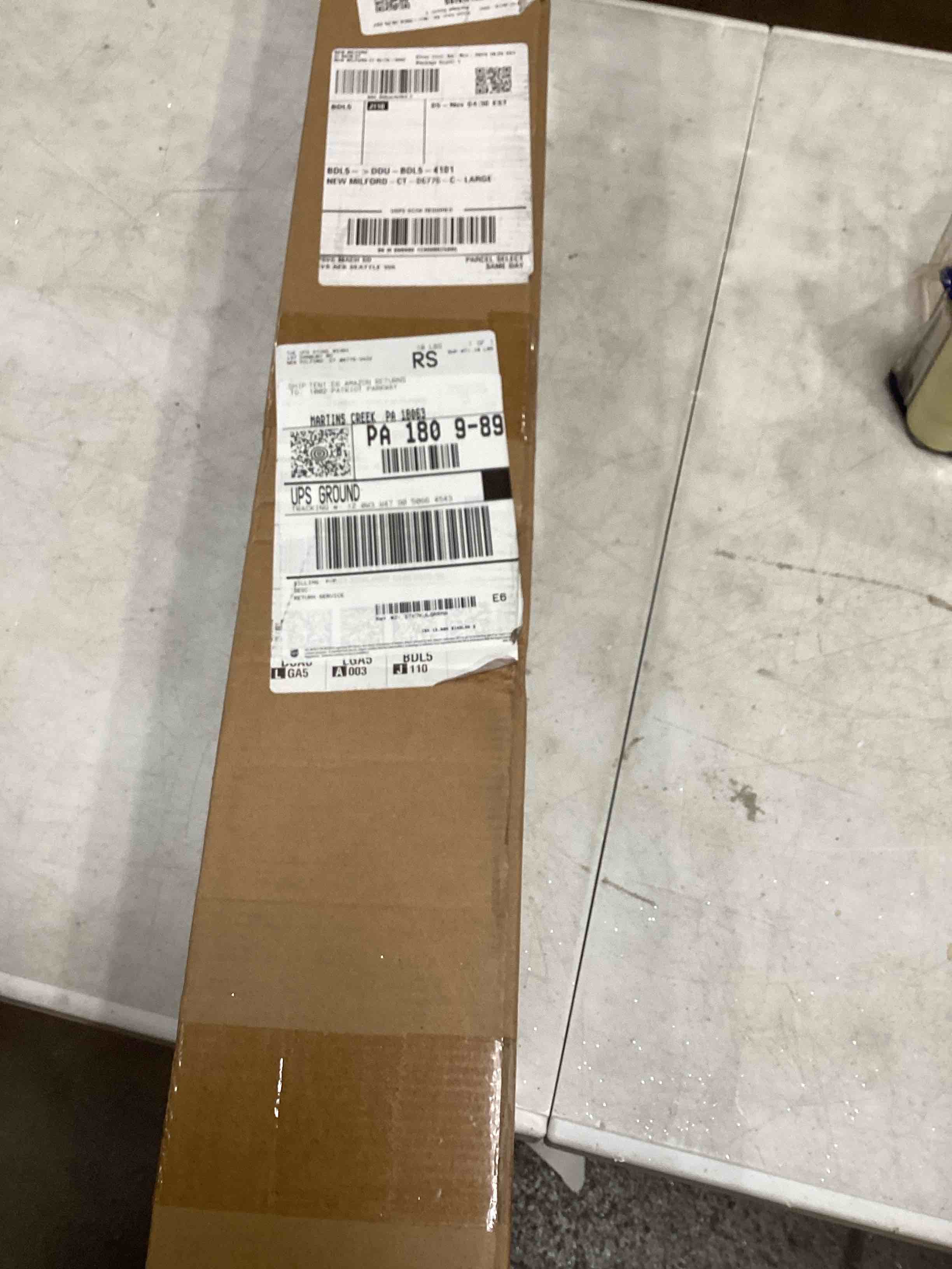 https://s3.amazonaws.com/lotting-images-prod/bidfta/BRN1682778_1738252617061.jpeg