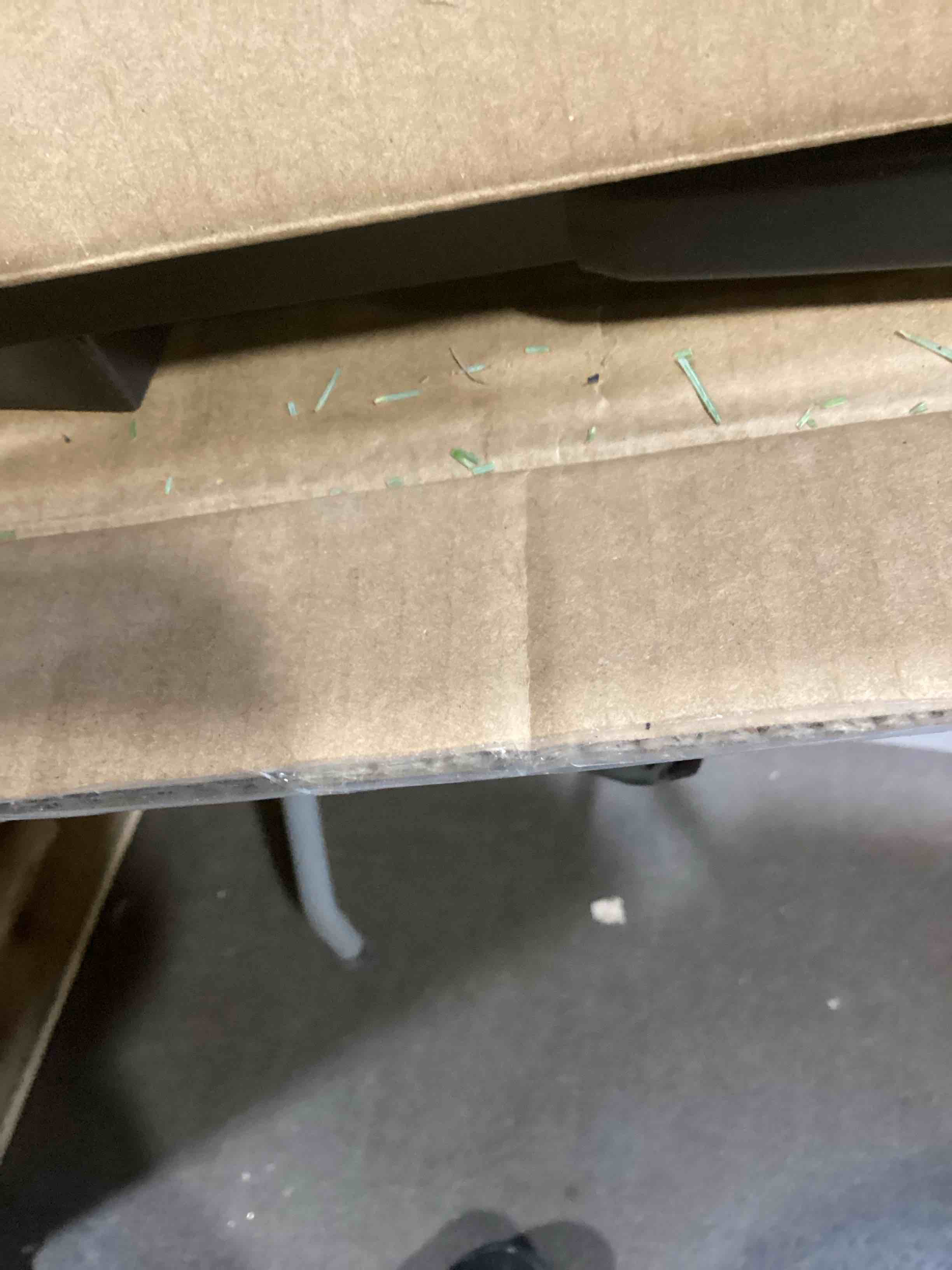 https://s3.amazonaws.com/lotting-images-prod/bidfta/BRN1682911_1738333632154.jpeg