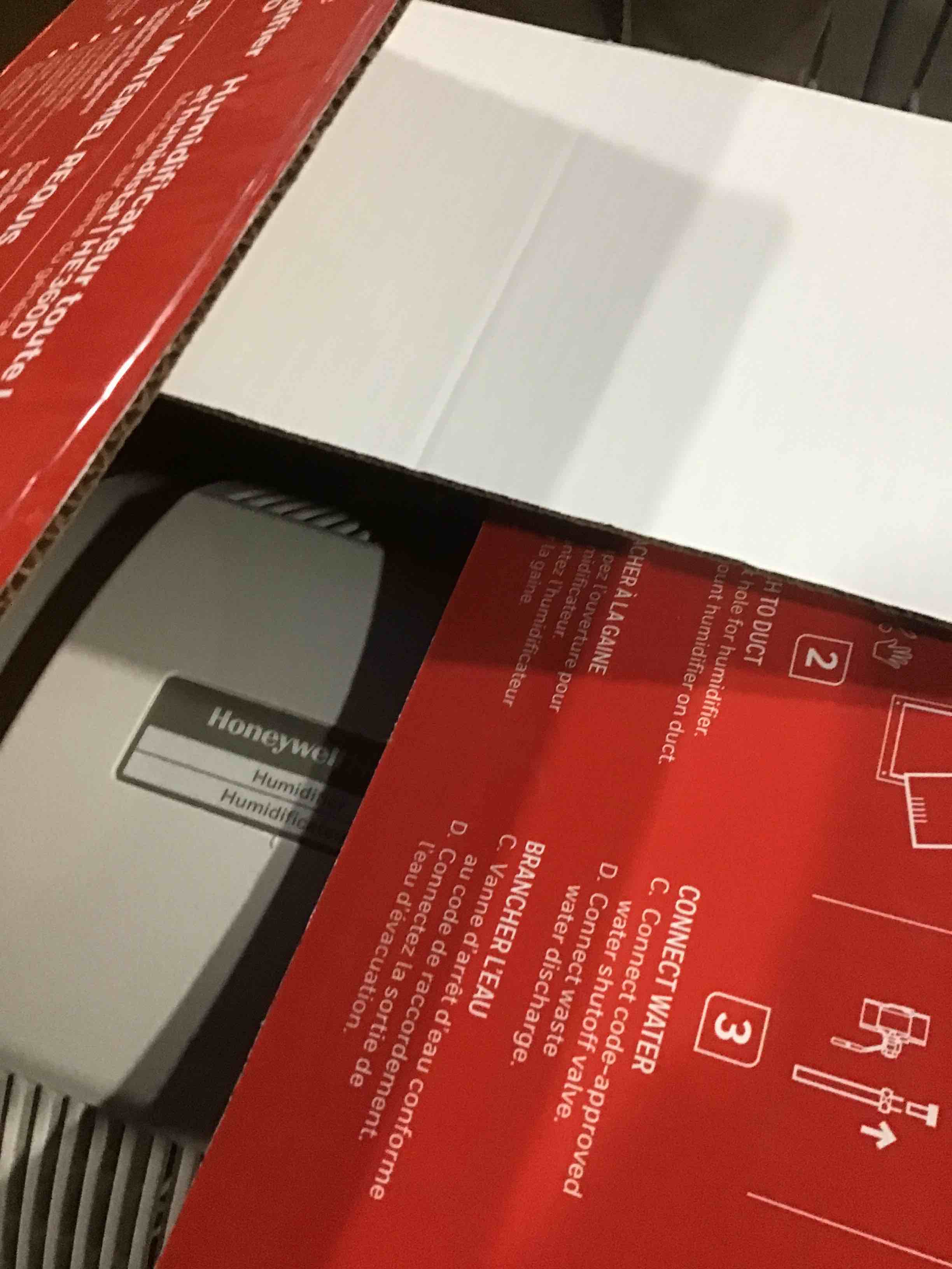 https://s3.amazonaws.com/lotting-images-prod/bidfta/BRN1683002_1738586712275.jpeg