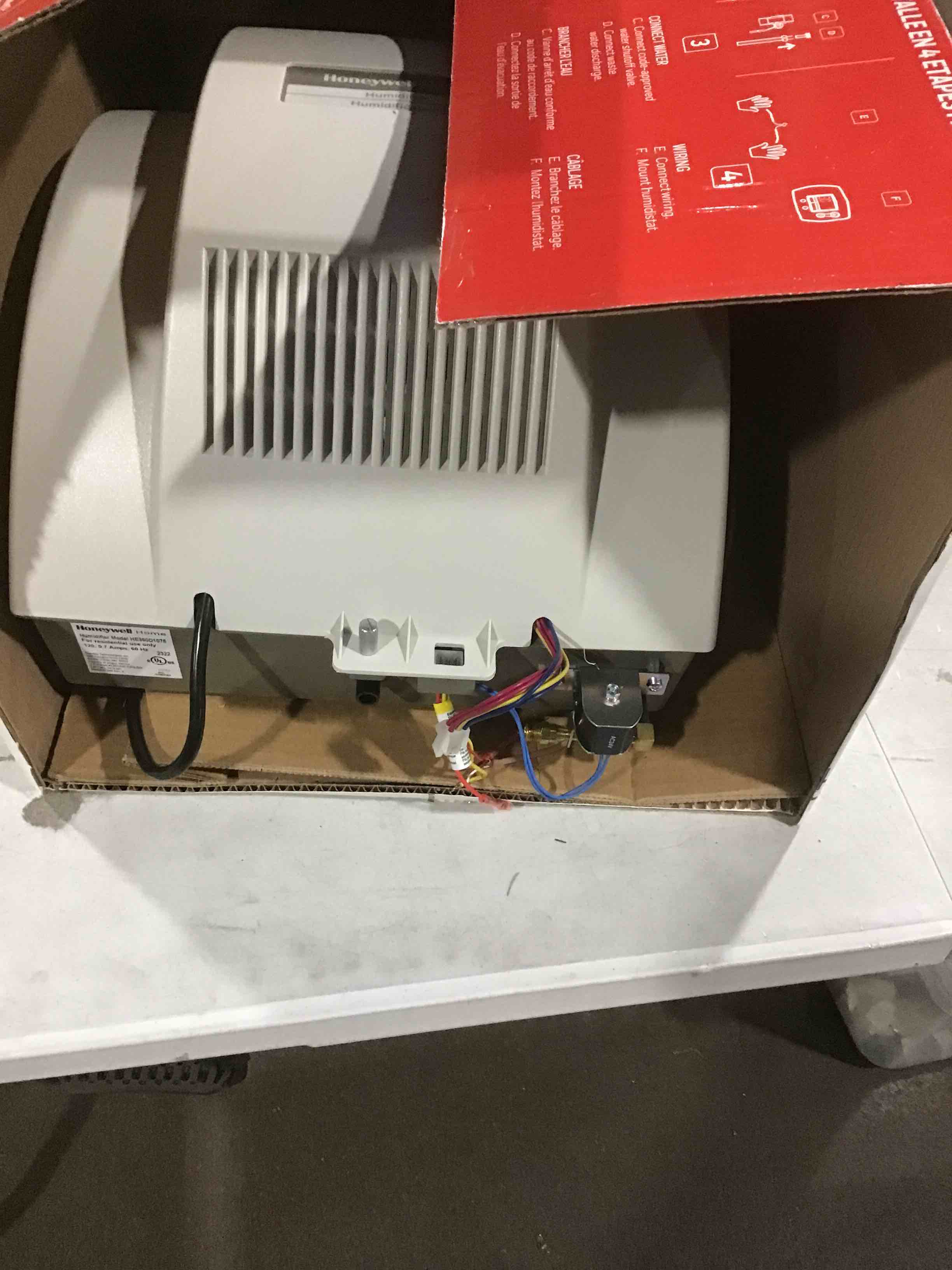 https://s3.amazonaws.com/lotting-images-prod/bidfta/BRN1683002_1738586714817.jpeg