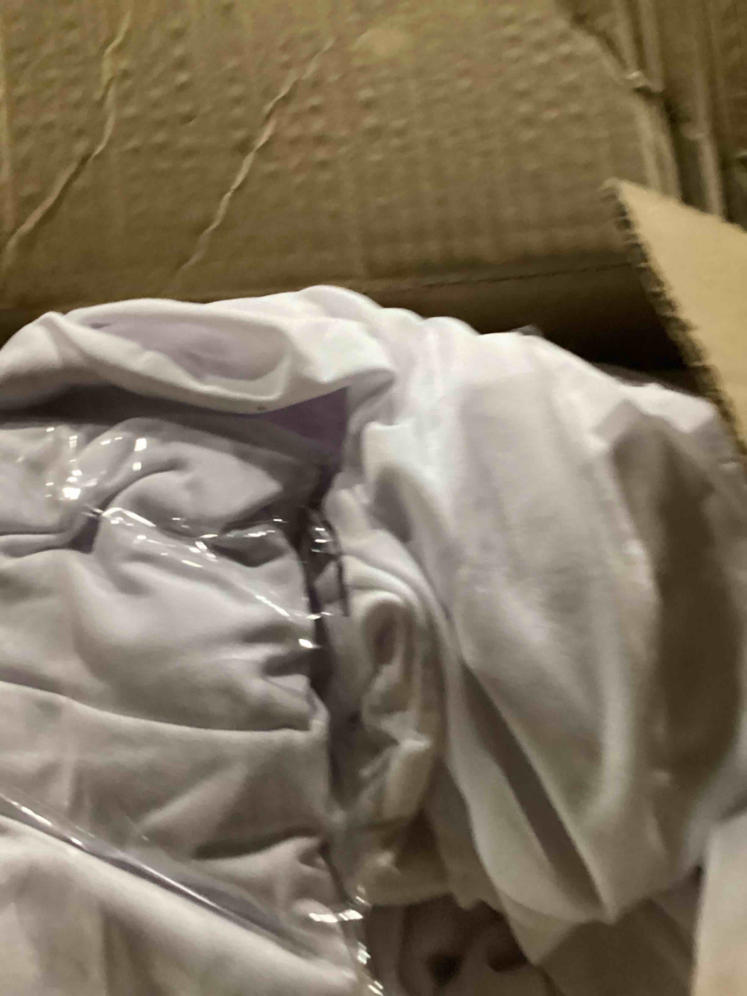https://s3.amazonaws.com/lotting-images-prod/bidfta/BRN1683908_1741367294183.jpeg