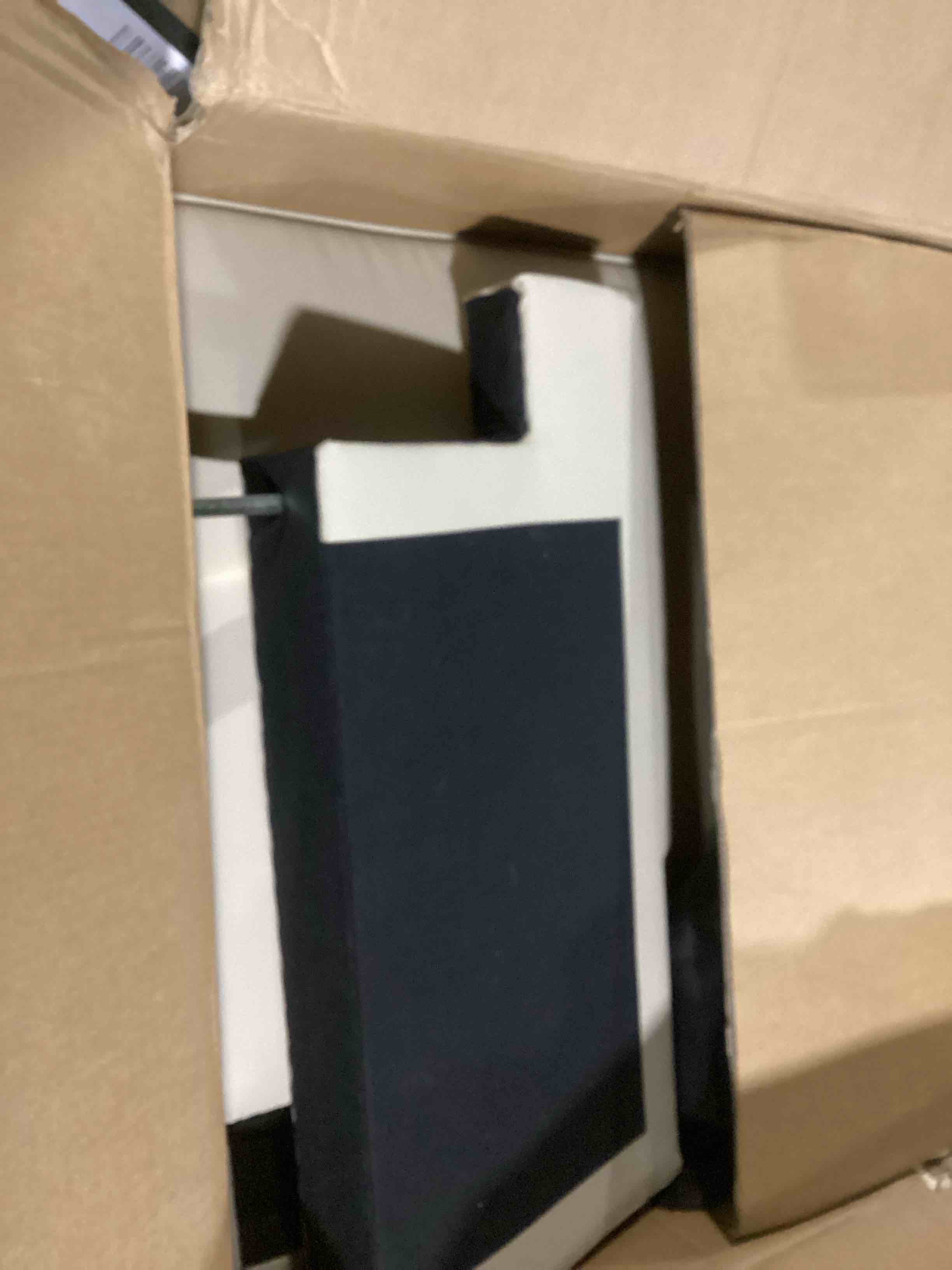 https://s3.amazonaws.com/lotting-images-prod/bidfta/BRN1686362_1736797297698.jpeg