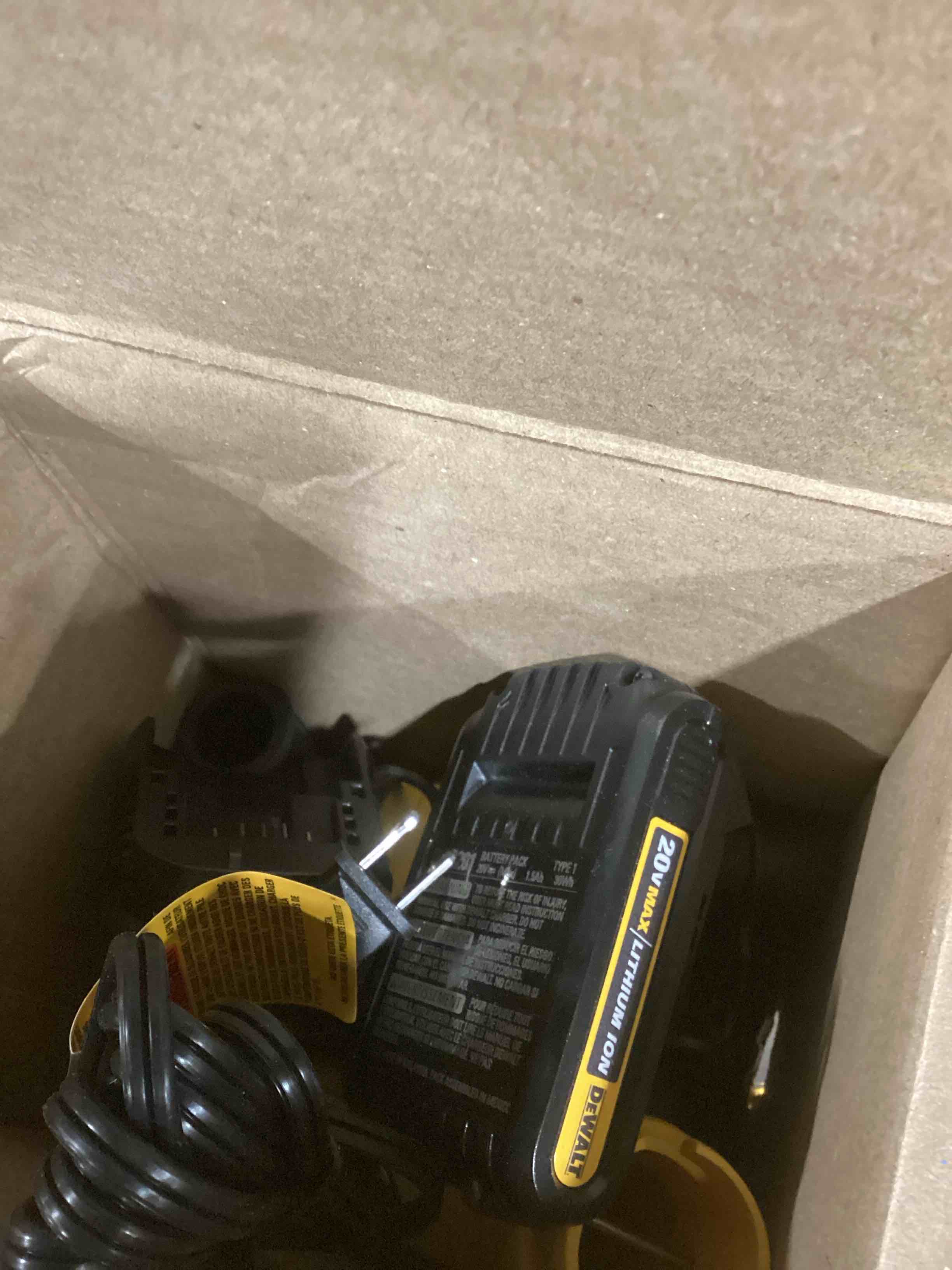 https://s3.amazonaws.com/lotting-images-prod/bidfta/BRN1688512_1736952034547.jpeg