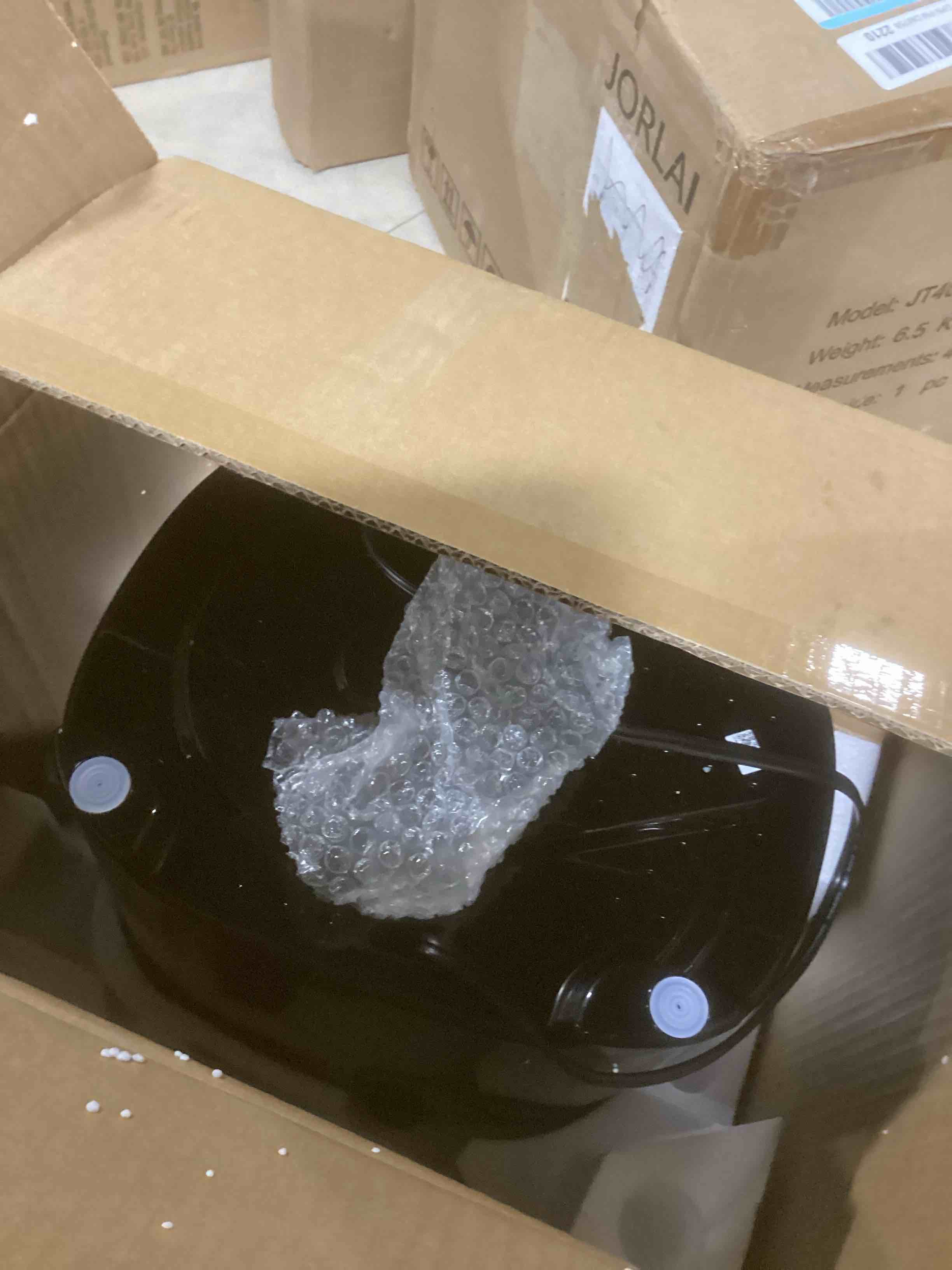 https://s3.amazonaws.com/lotting-images-prod/bidfta/BRN1689492_1738178148704.jpeg