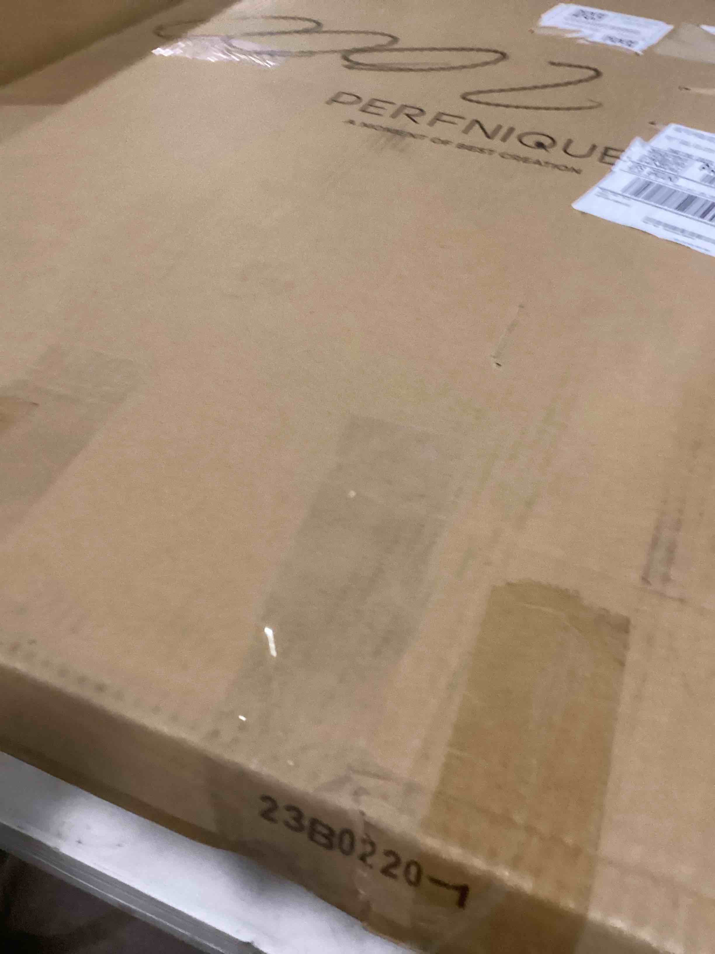 https://s3.amazonaws.com/lotting-images-prod/bidfta/BRN1689945_1738344235445.jpeg