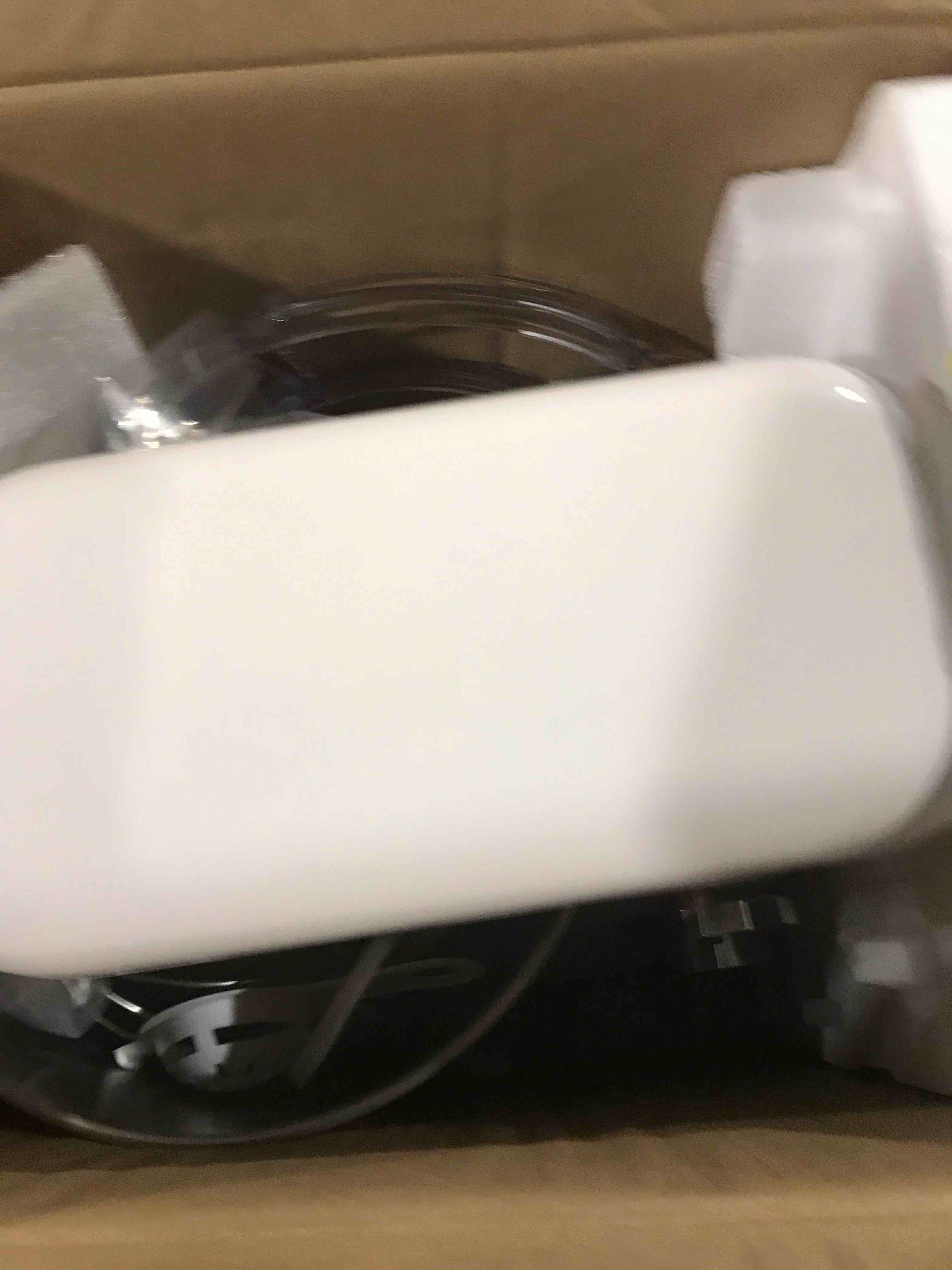 https://s3.amazonaws.com/lotting-images-prod/bidfta/BRN1690875_1737551140966.jpeg