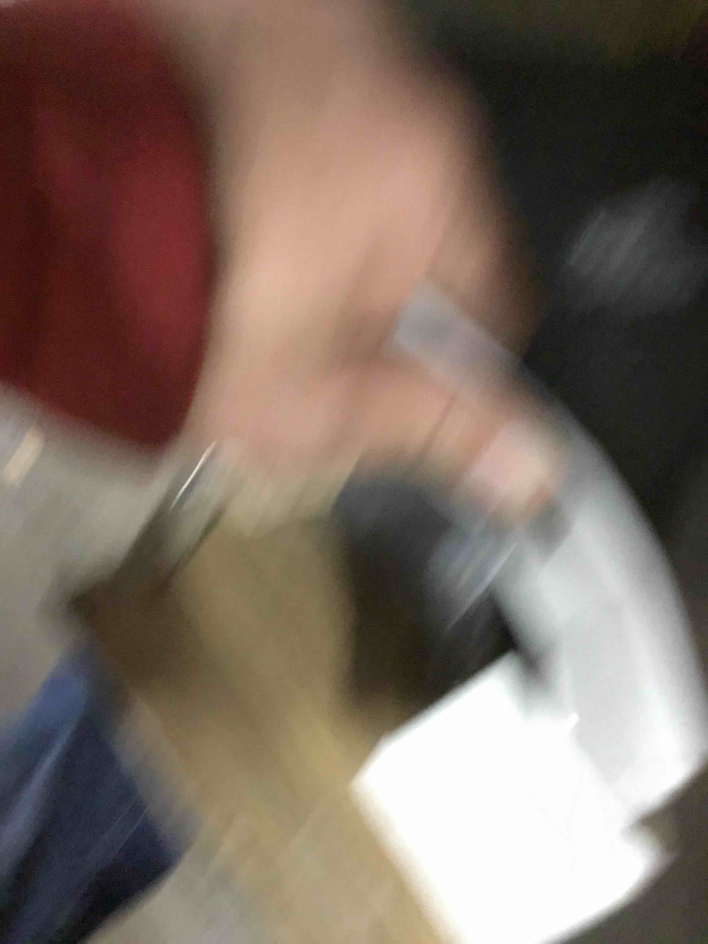 https://s3.amazonaws.com/lotting-images-prod/bidfta/BRN1692676_1738330842650.jpeg