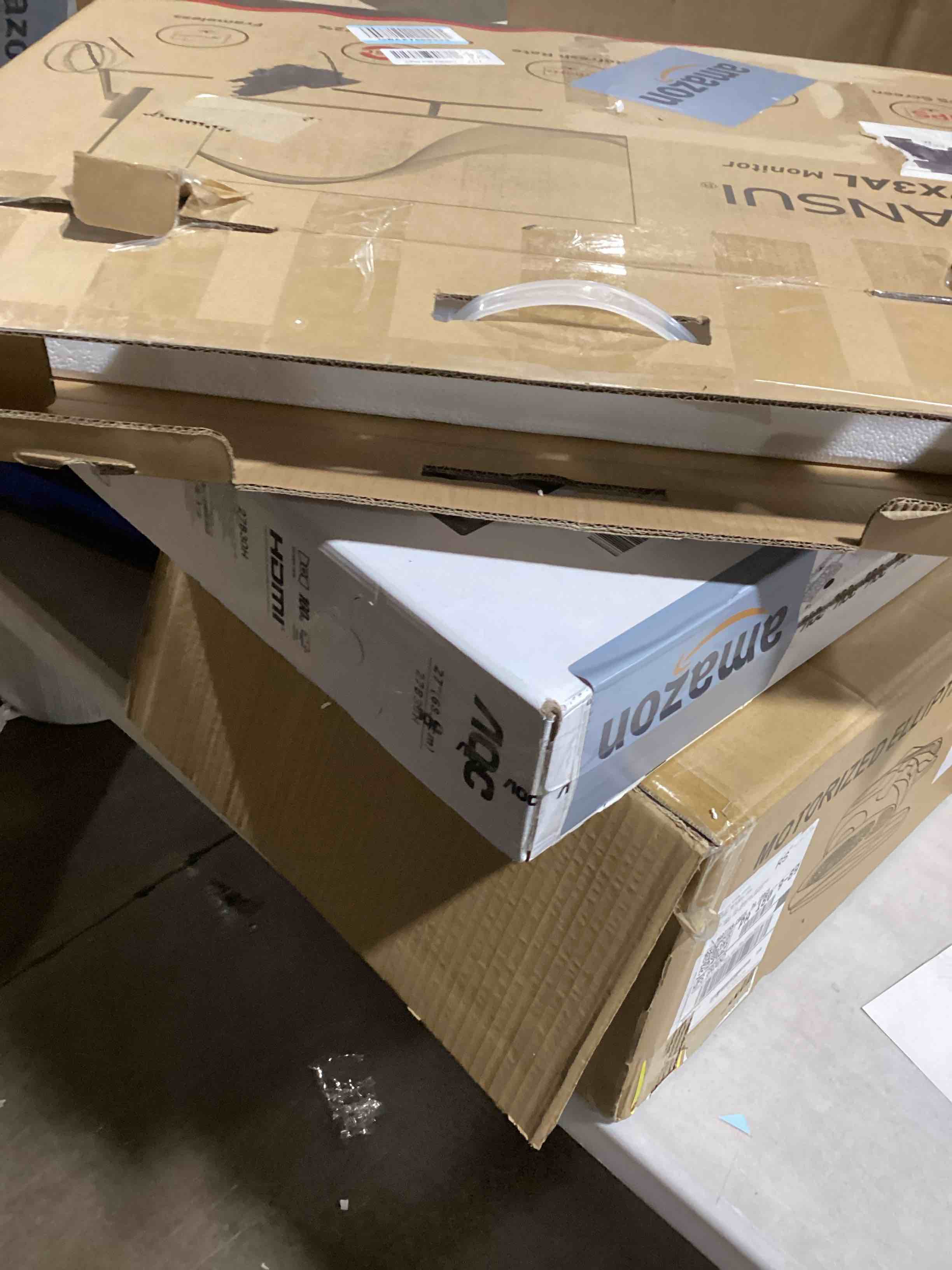 https://s3.amazonaws.com/lotting-images-prod/bidfta/BRN1693458_1736511590917.jpeg