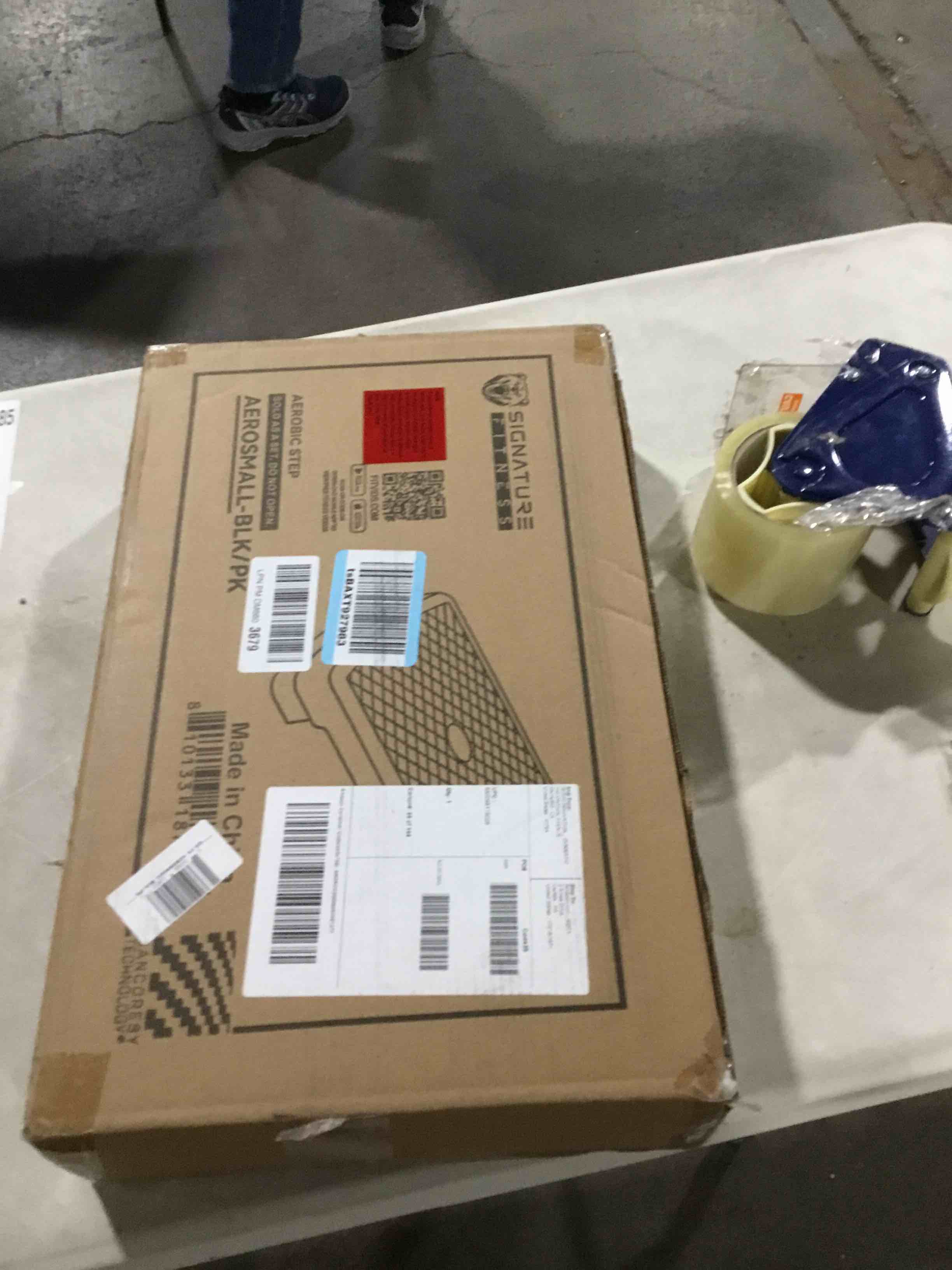 https://s3.amazonaws.com/lotting-images-prod/bidfta/BRN1694674_1738162284860.jpeg