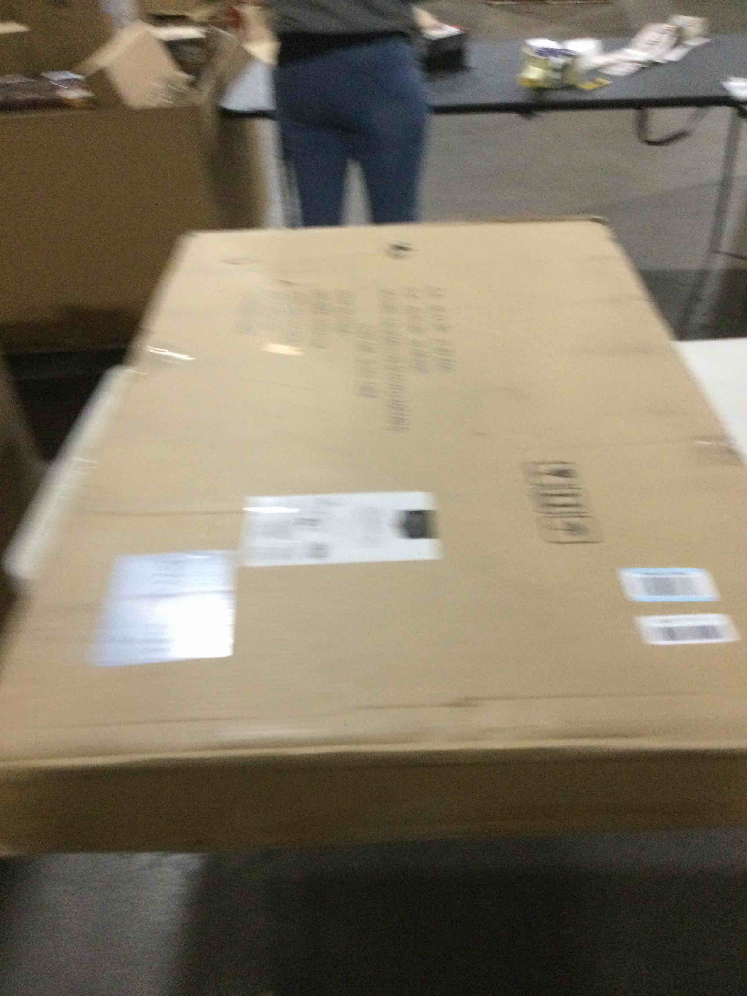 https://s3.amazonaws.com/lotting-images-prod/bidfta/BRN1695081_1738333451740.jpeg