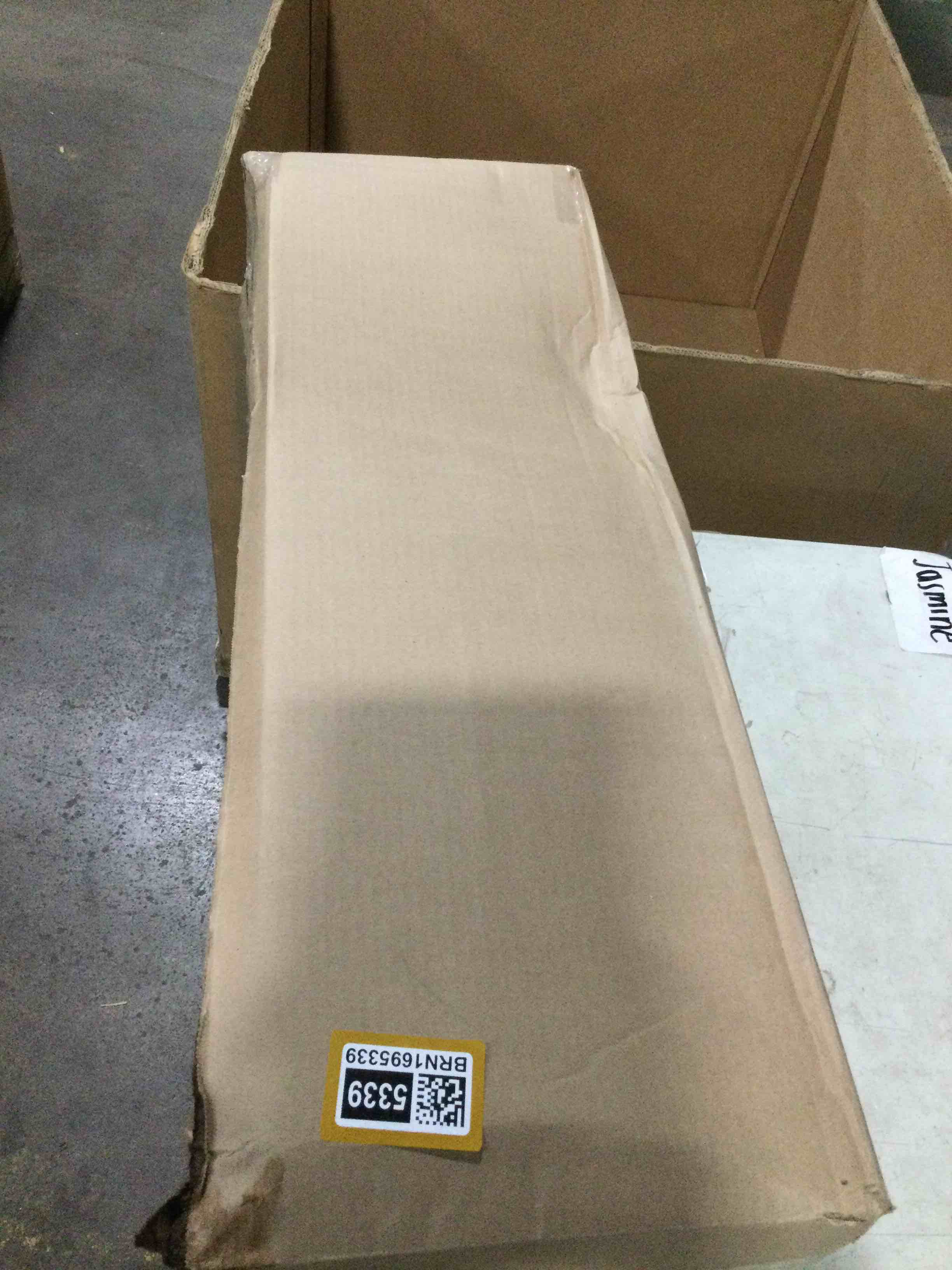 https://s3.amazonaws.com/lotting-images-prod/bidfta/BRN1695339_1738783612964.jpeg