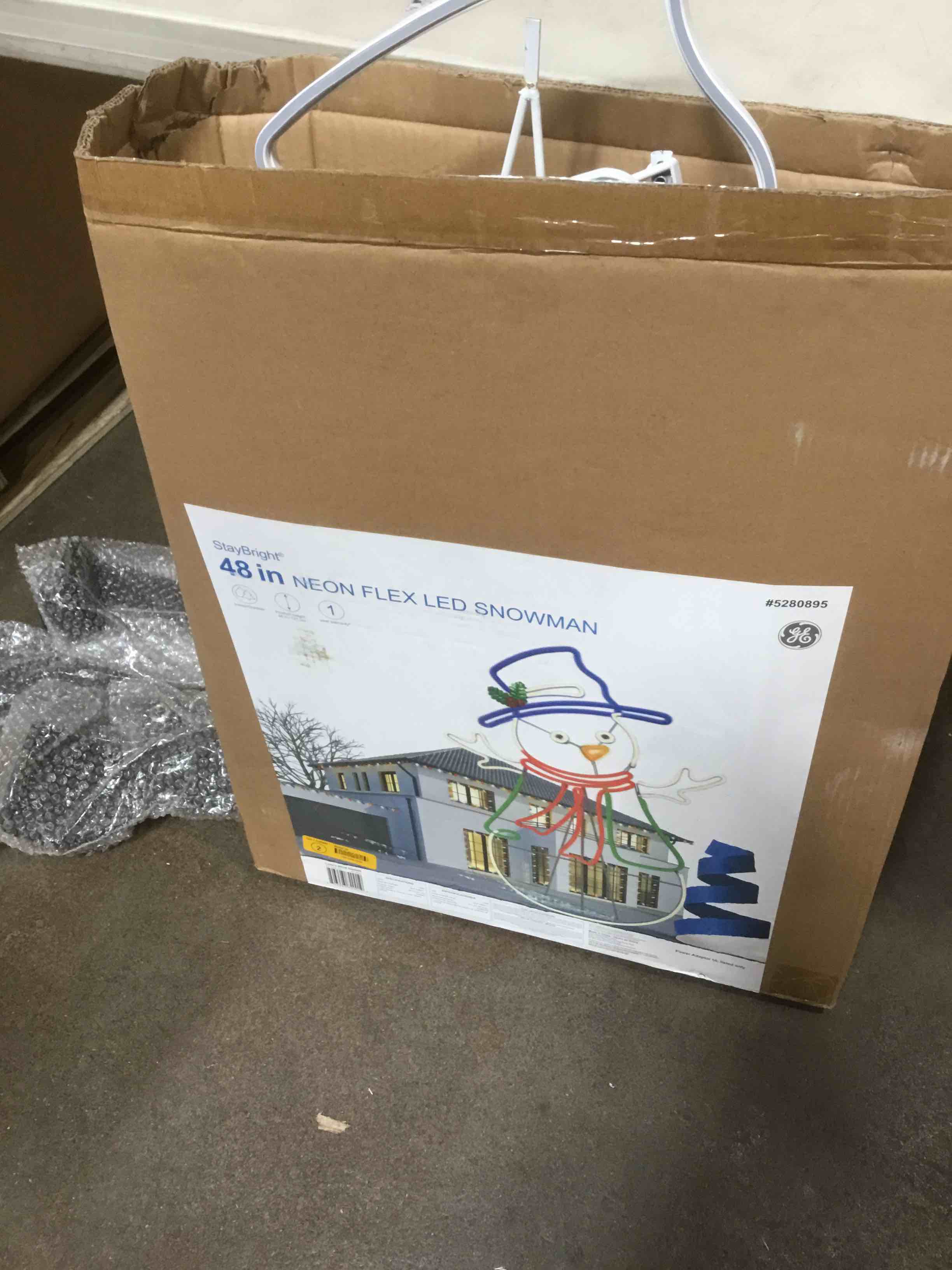 5FT 195 LED Snowman Light with Controller, Colorful Neon Light Animated Christmas Decoration for Outdoor Indoor Home Garden Christmas Festival Party Decoration