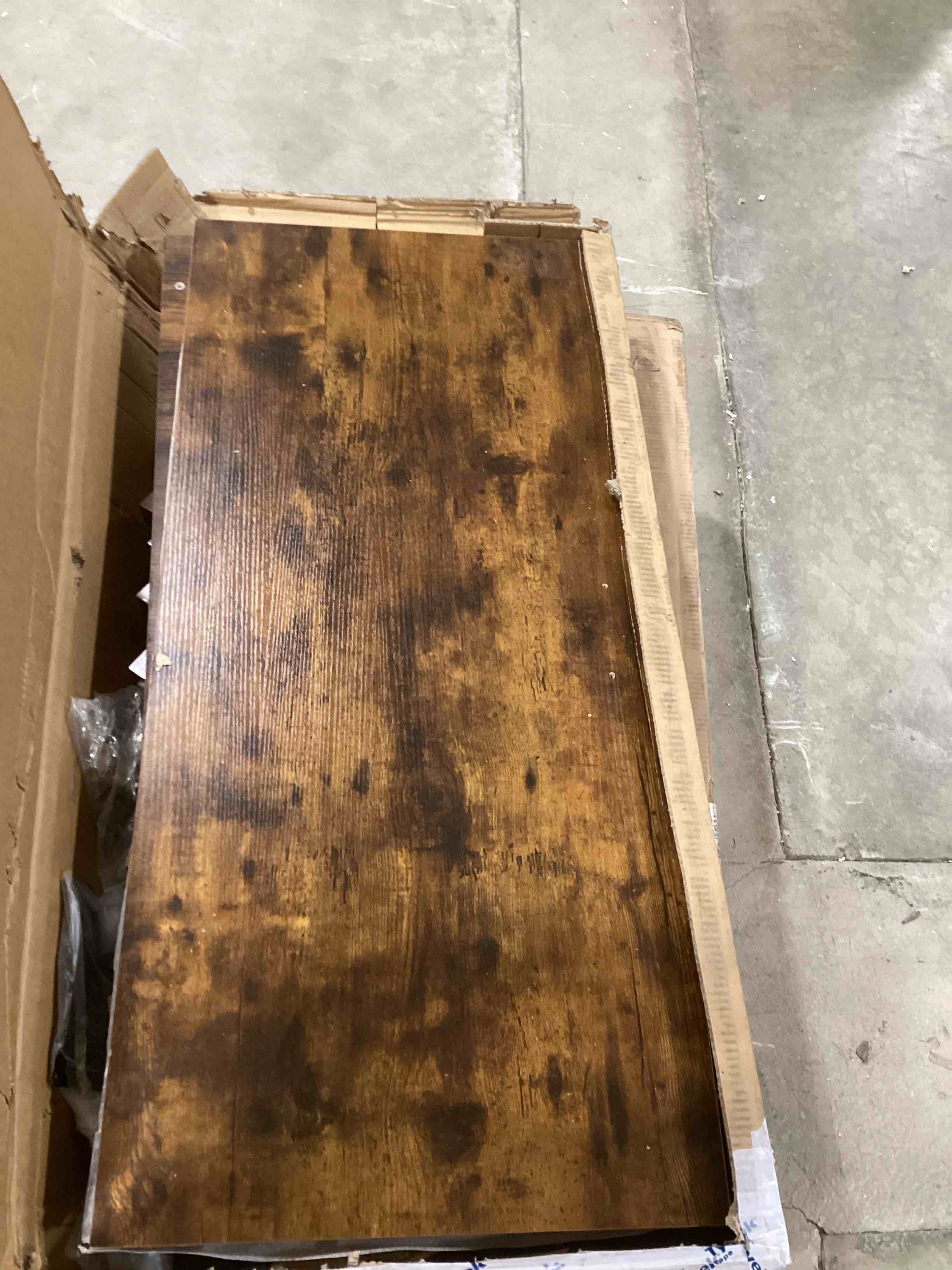 https://s3.amazonaws.com/lotting-images-prod/bidfta/BRN1720874_1744305152933.jpeg