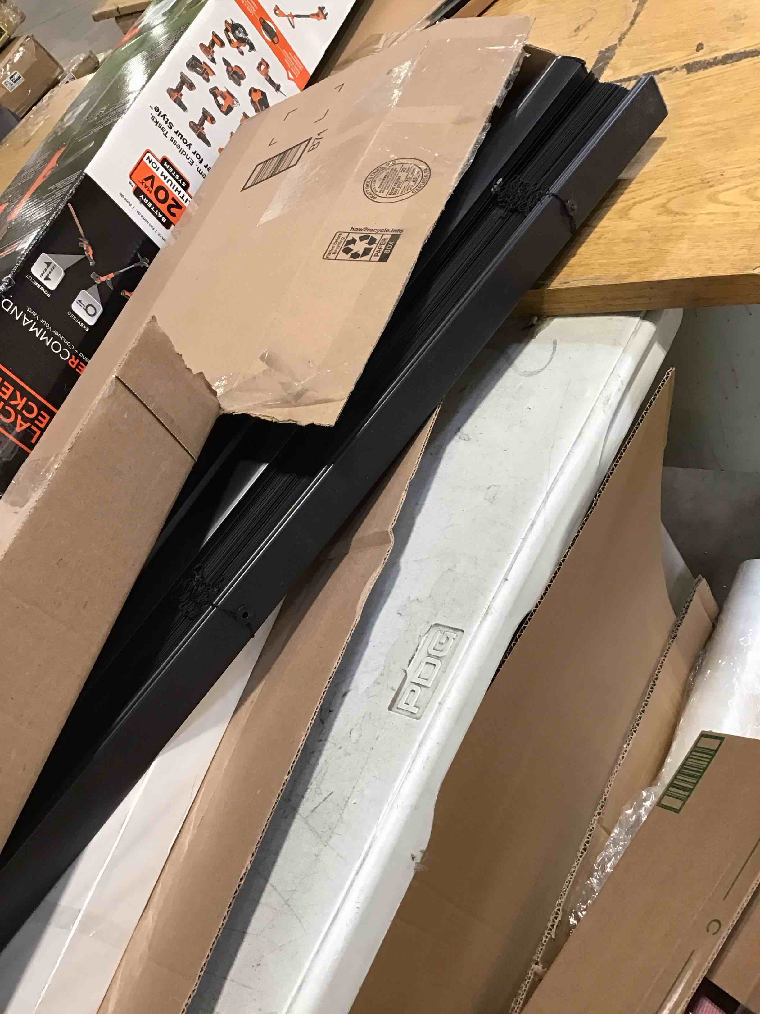 https://s3.amazonaws.com/lotting-images-prod/bidfta/BRN1722563_1745860173257.jpeg