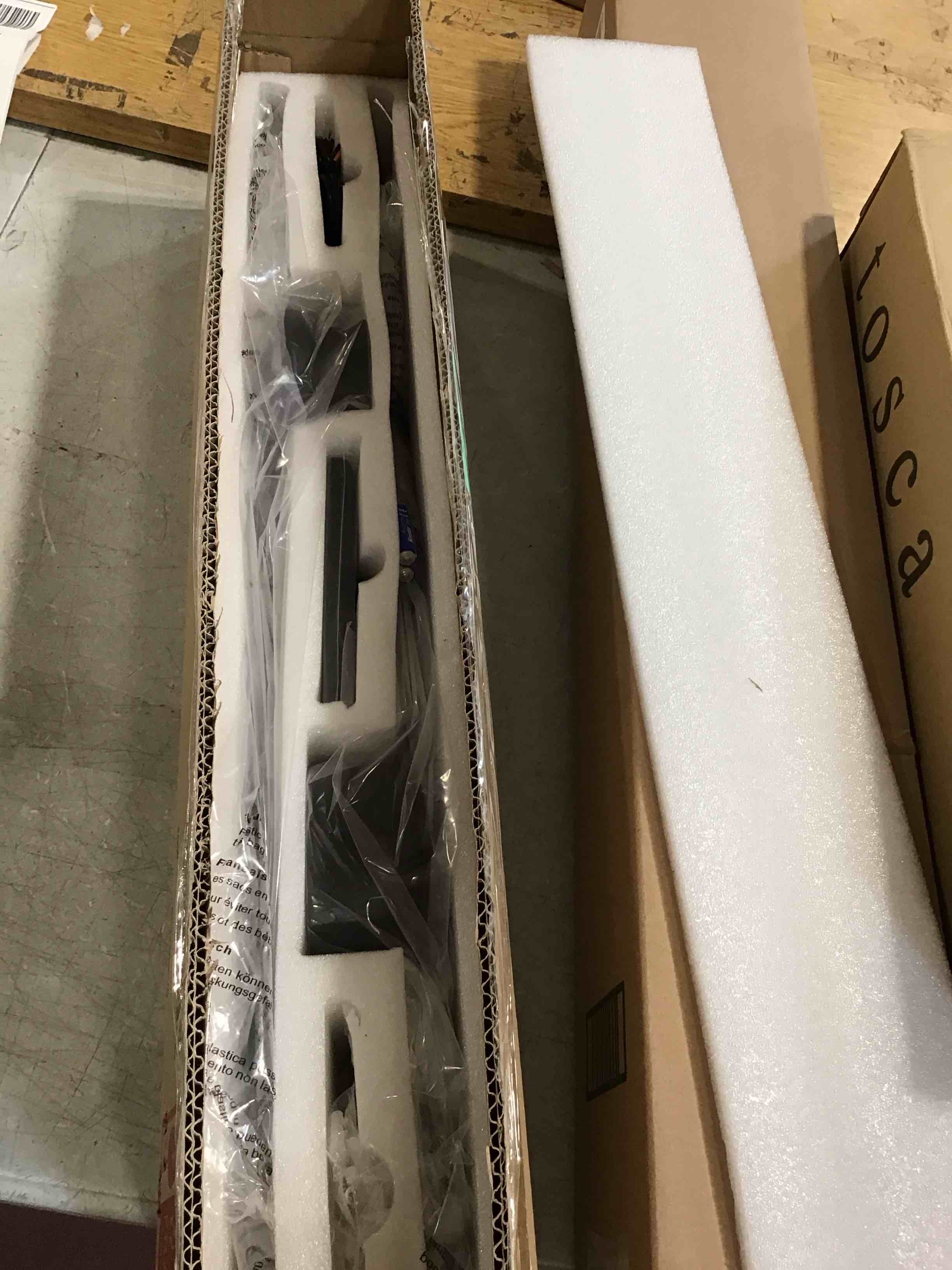 https://s3.amazonaws.com/lotting-images-prod/bidfta/BRN1722570_1745861479054.jpeg