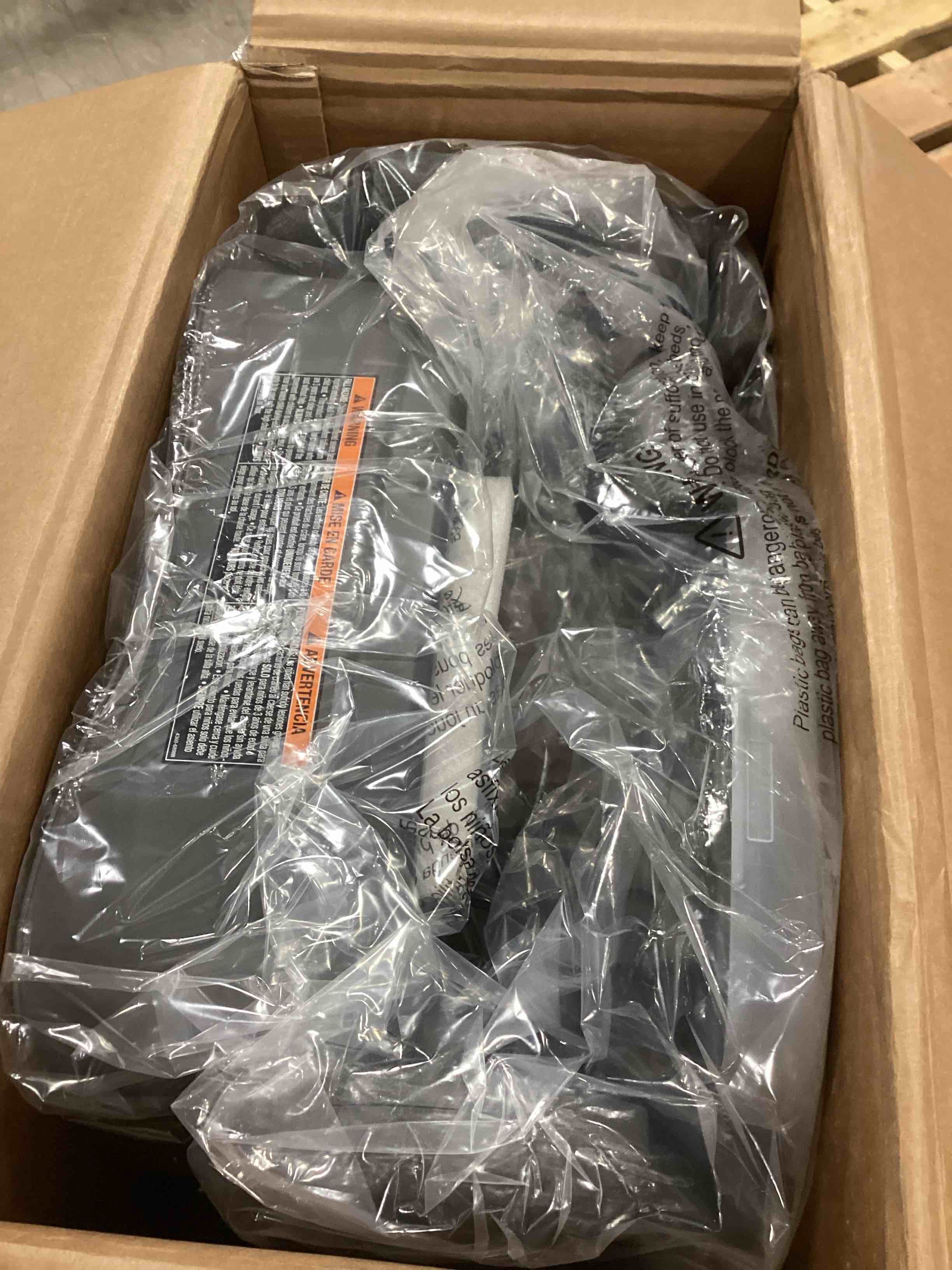 https://s3.amazonaws.com/lotting-images-prod/bidfta/BRN1722794_1746624051769.jpeg