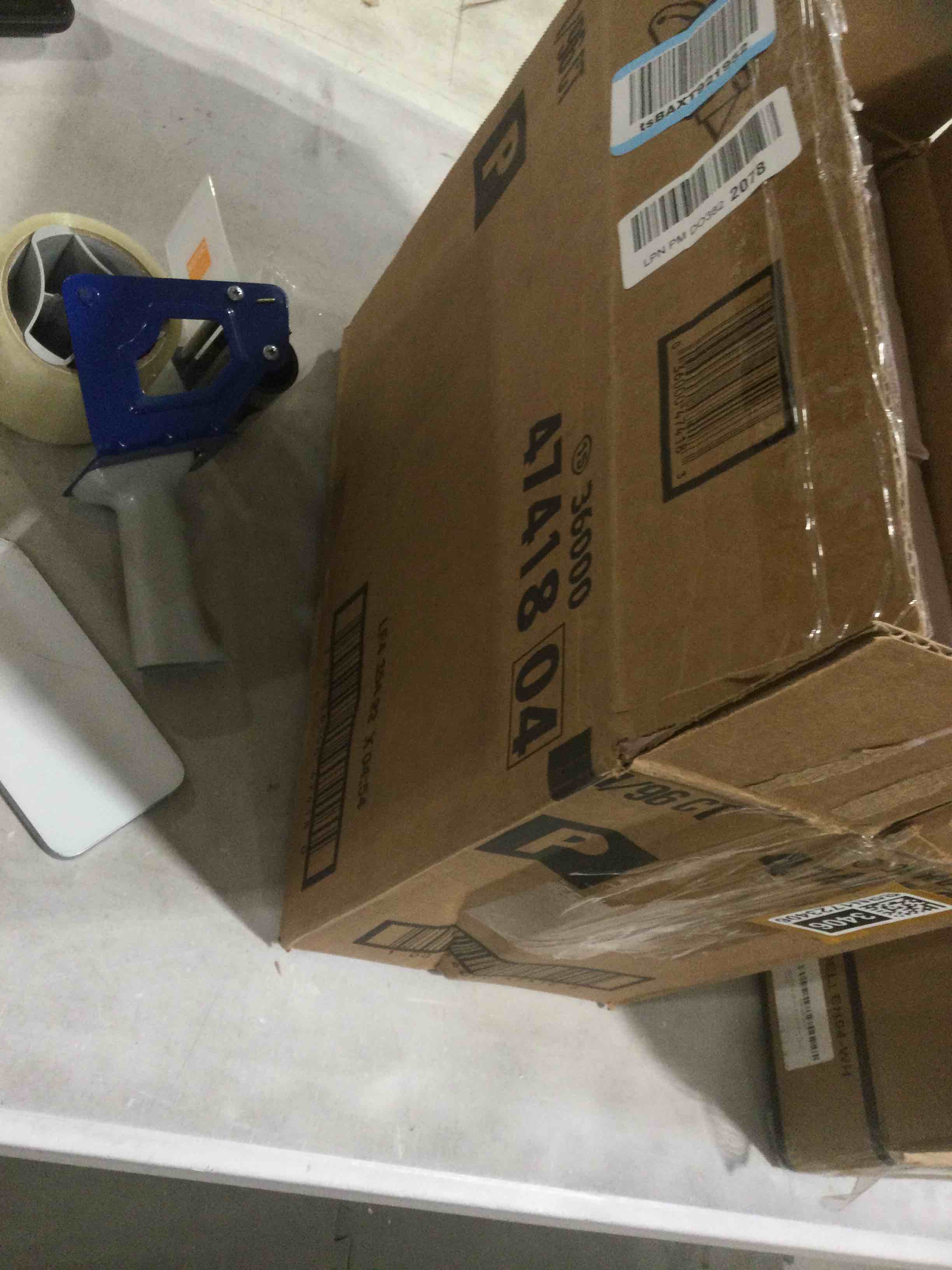 https://s3.amazonaws.com/lotting-images-prod/bidfta/BRN1723406_1745244313508.jpeg