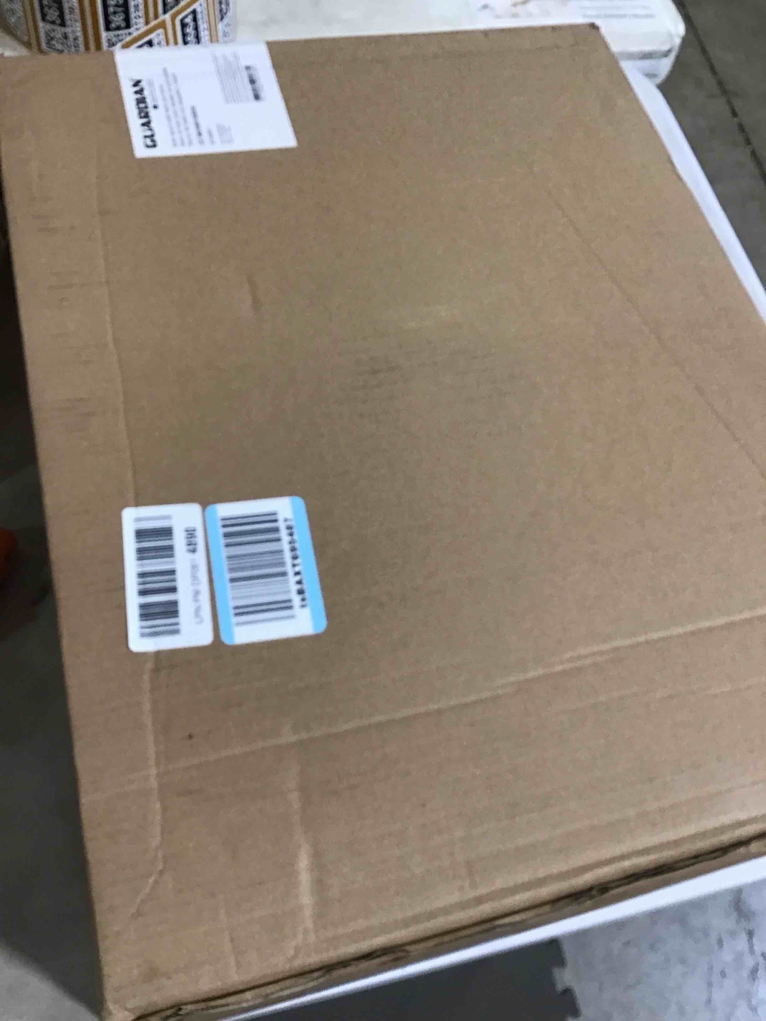https://s3.amazonaws.com/lotting-images-prod/bidfta/BRN1723656_1745338384902.jpeg