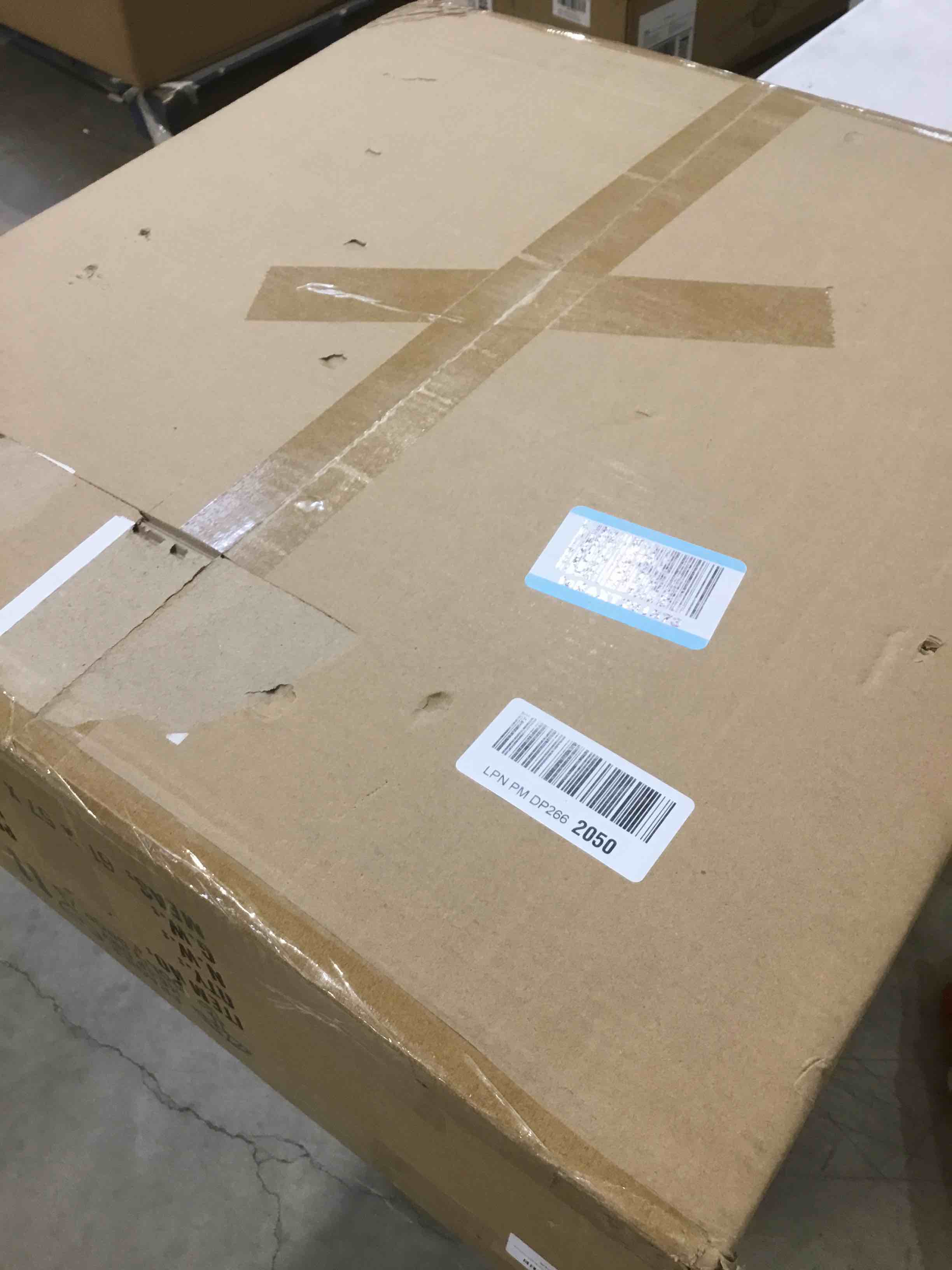 https://s3.amazonaws.com/lotting-images-prod/bidfta/BRN1723839_1745418867509.jpeg