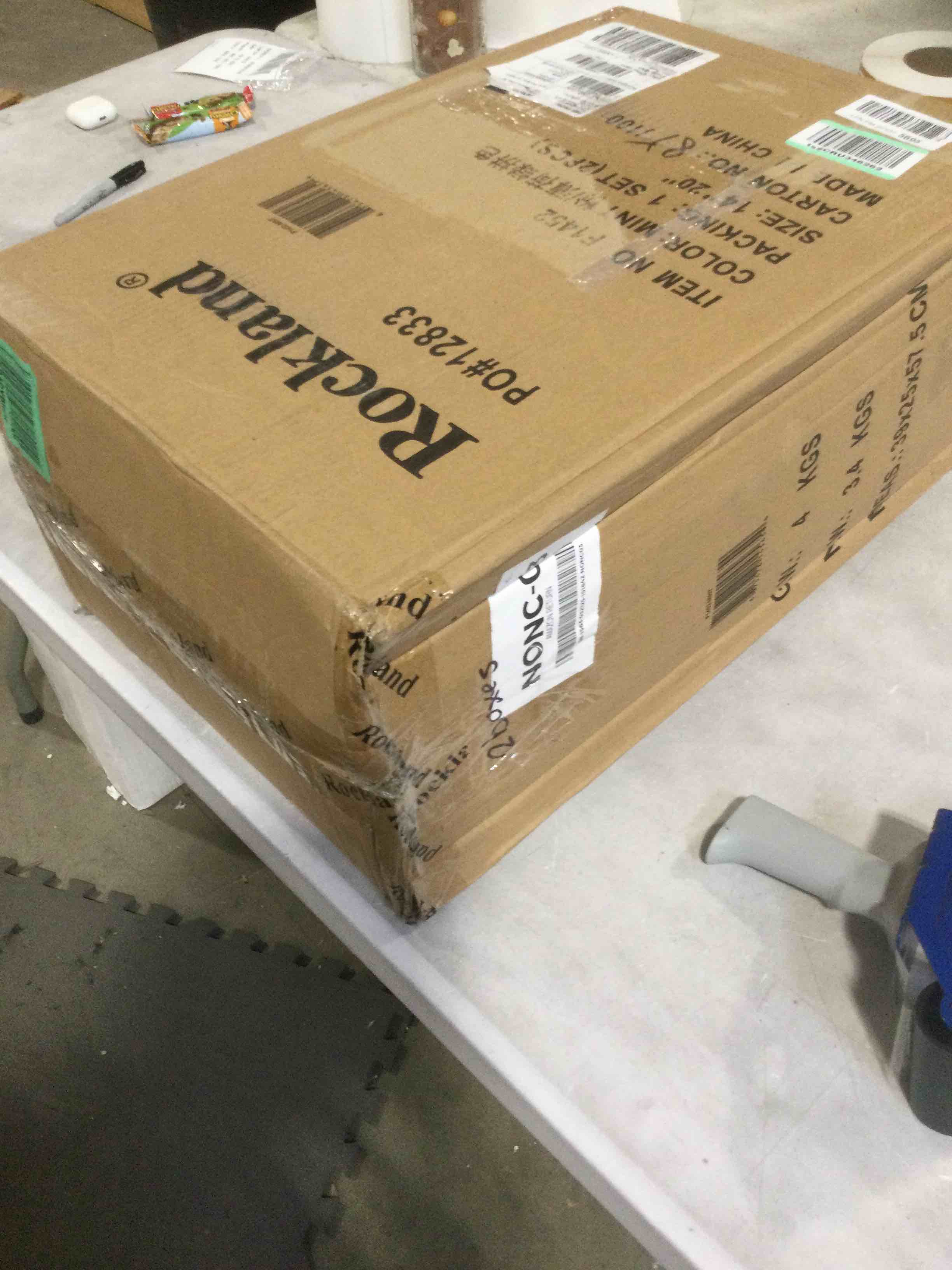 https://s3.amazonaws.com/lotting-images-prod/bidfta/BRN1723847_1745419324258.jpeg