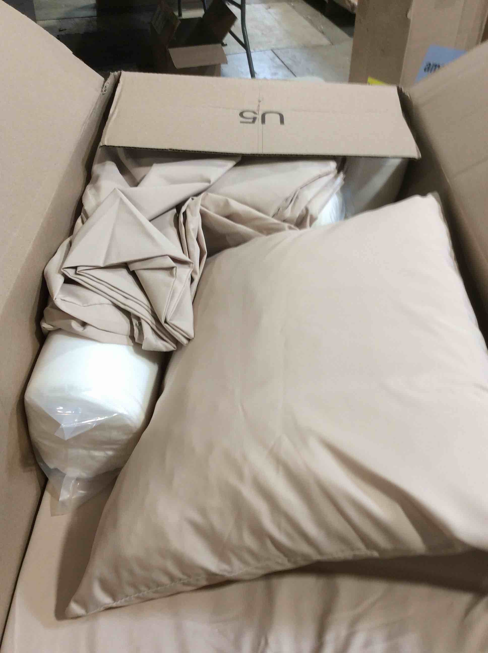 https://s3.amazonaws.com/lotting-images-prod/bidfta/BRN1724448_1745851535934.jpeg