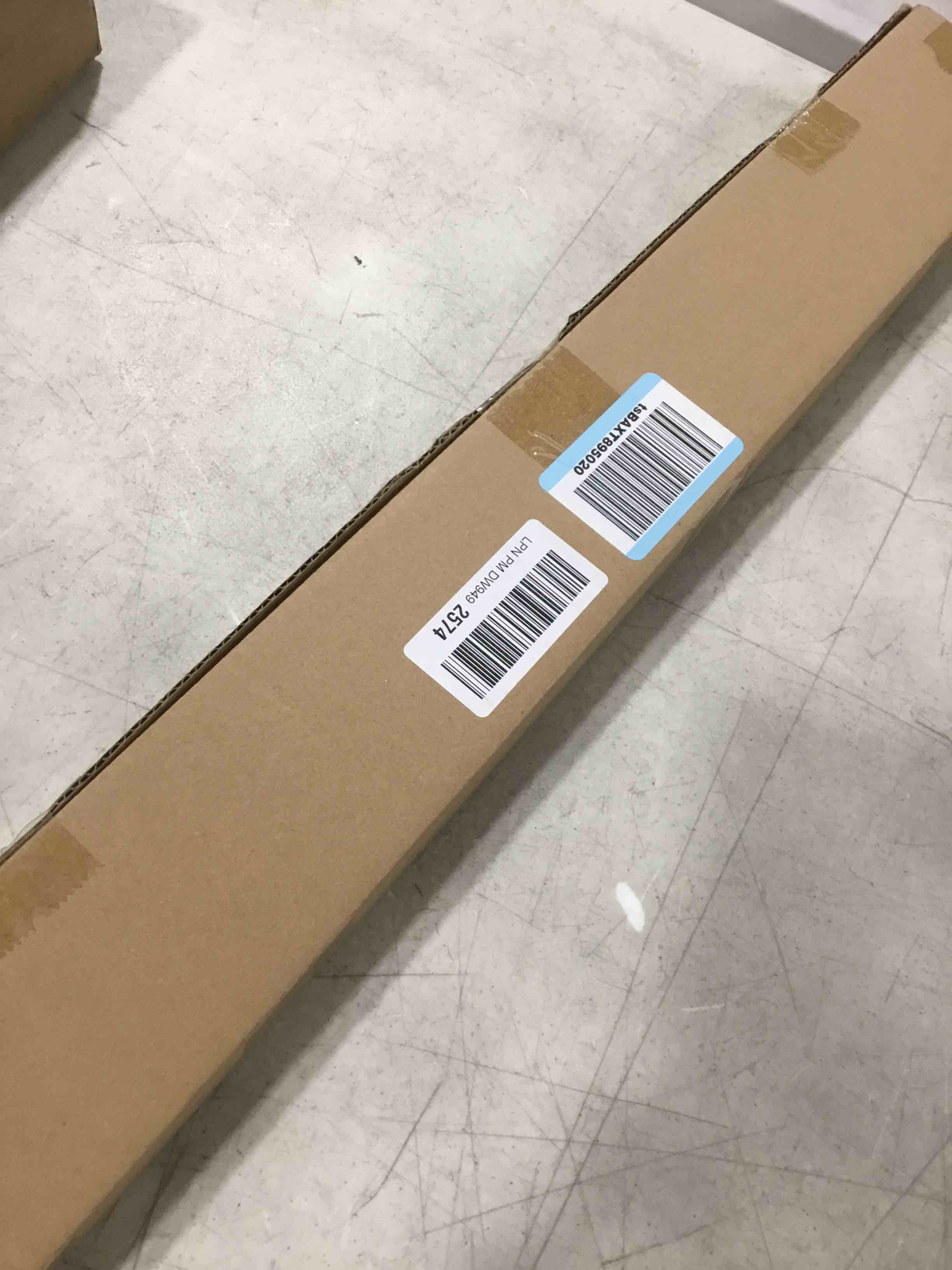 https://s3.amazonaws.com/lotting-images-prod/bidfta/BRN1725537_1746270654220.jpeg