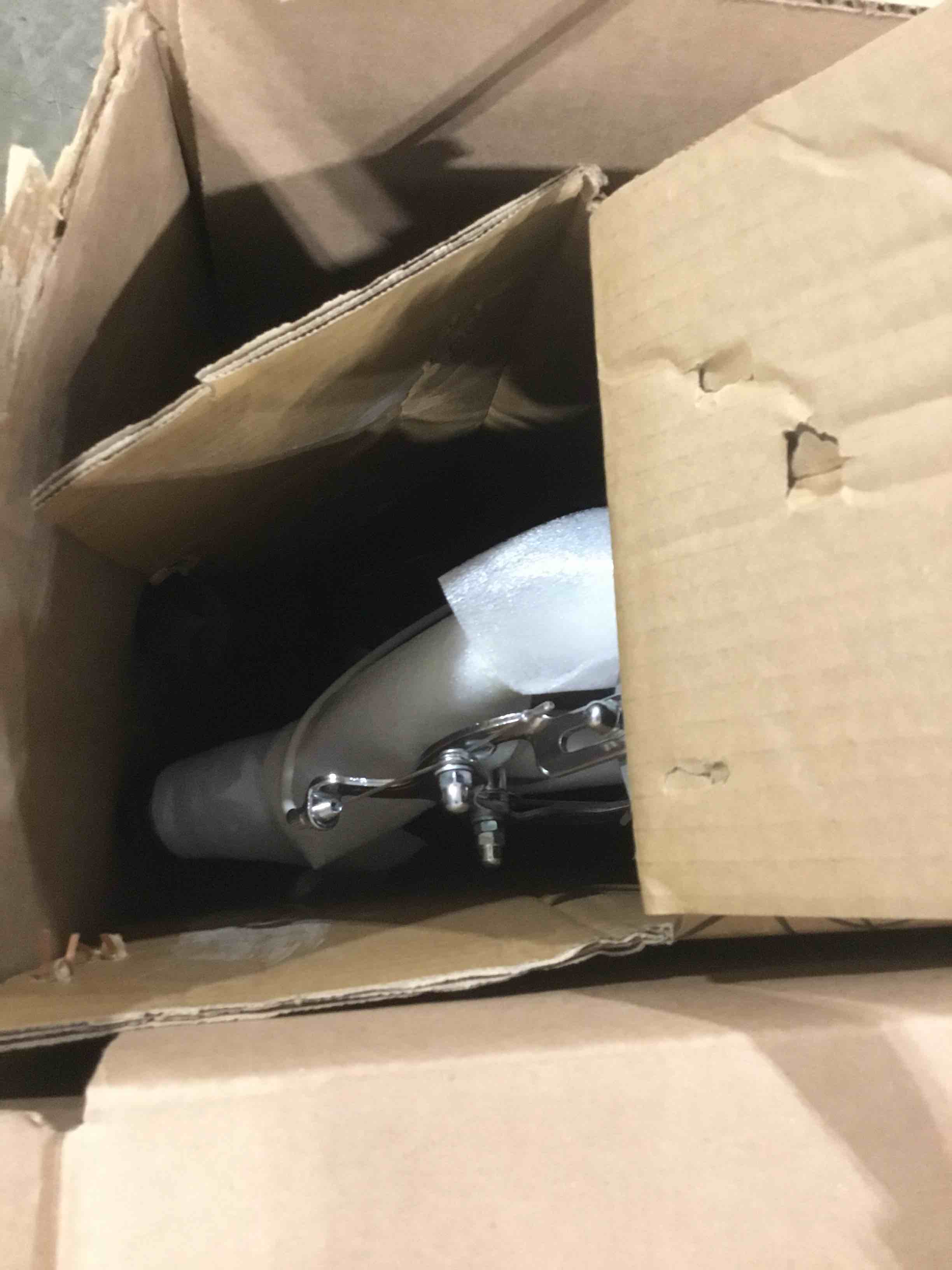 https://s3.amazonaws.com/lotting-images-prod/bidfta/BRN1725617_1746282449812.jpeg
