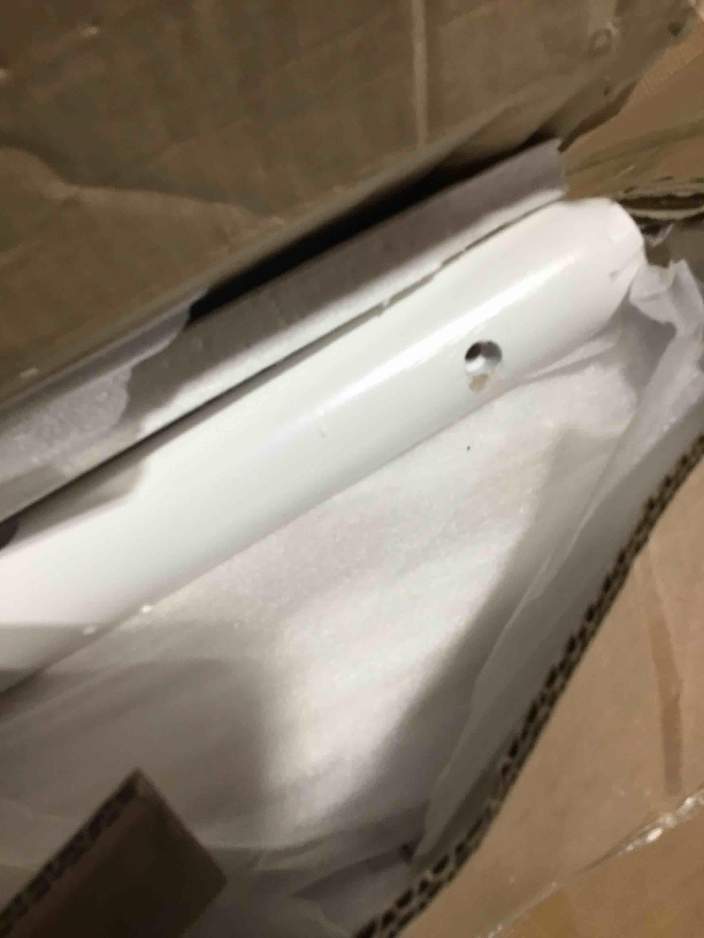 https://s3.amazonaws.com/lotting-images-prod/bidfta/BRN1727405_1752589309524.jpeg