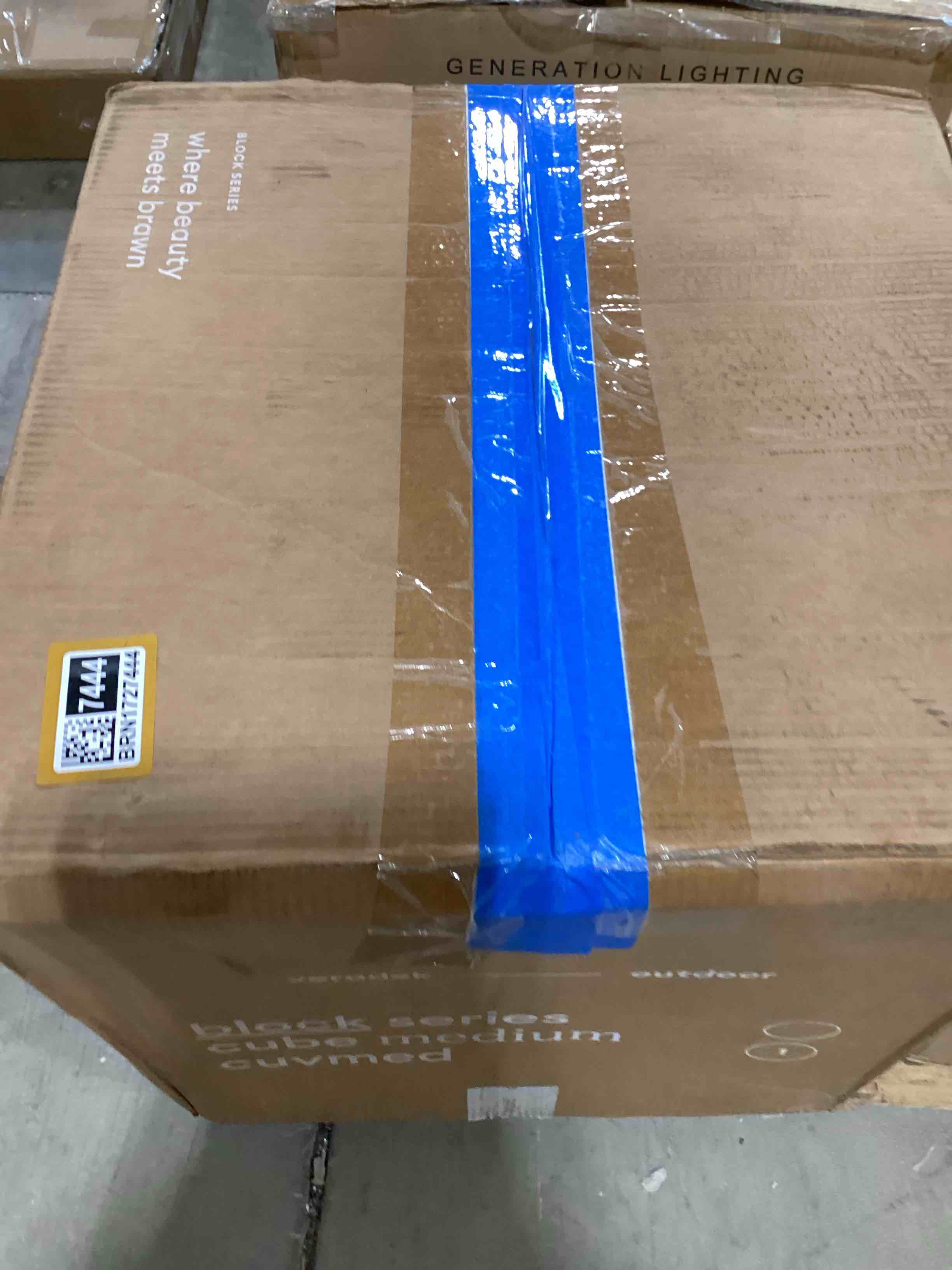 https://s3.amazonaws.com/lotting-images-prod/bidfta/BRN1727444_1752596892764.jpeg