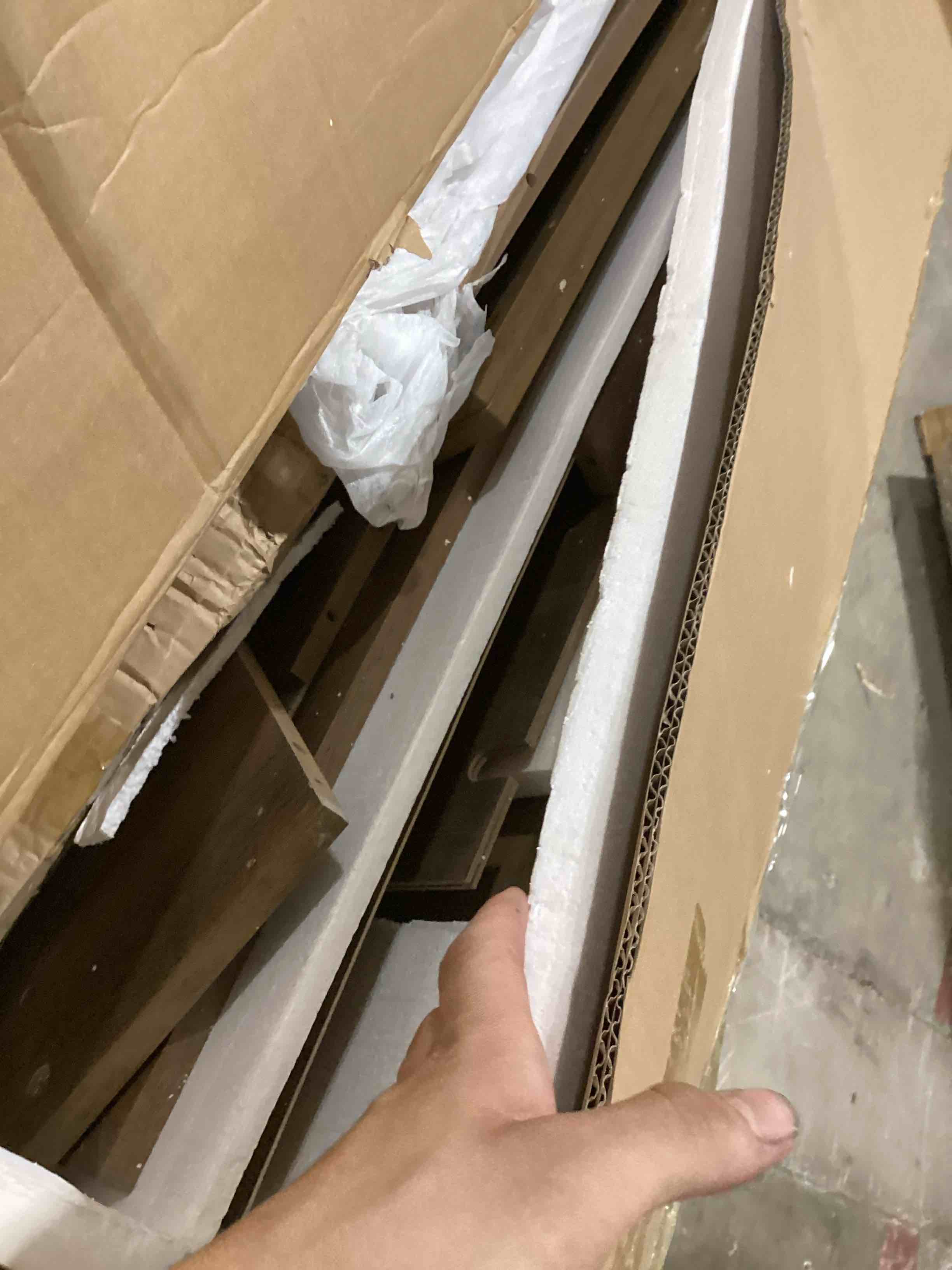 https://s3.amazonaws.com/lotting-images-prod/bidfta/BRN1727739_1752765495883.jpeg