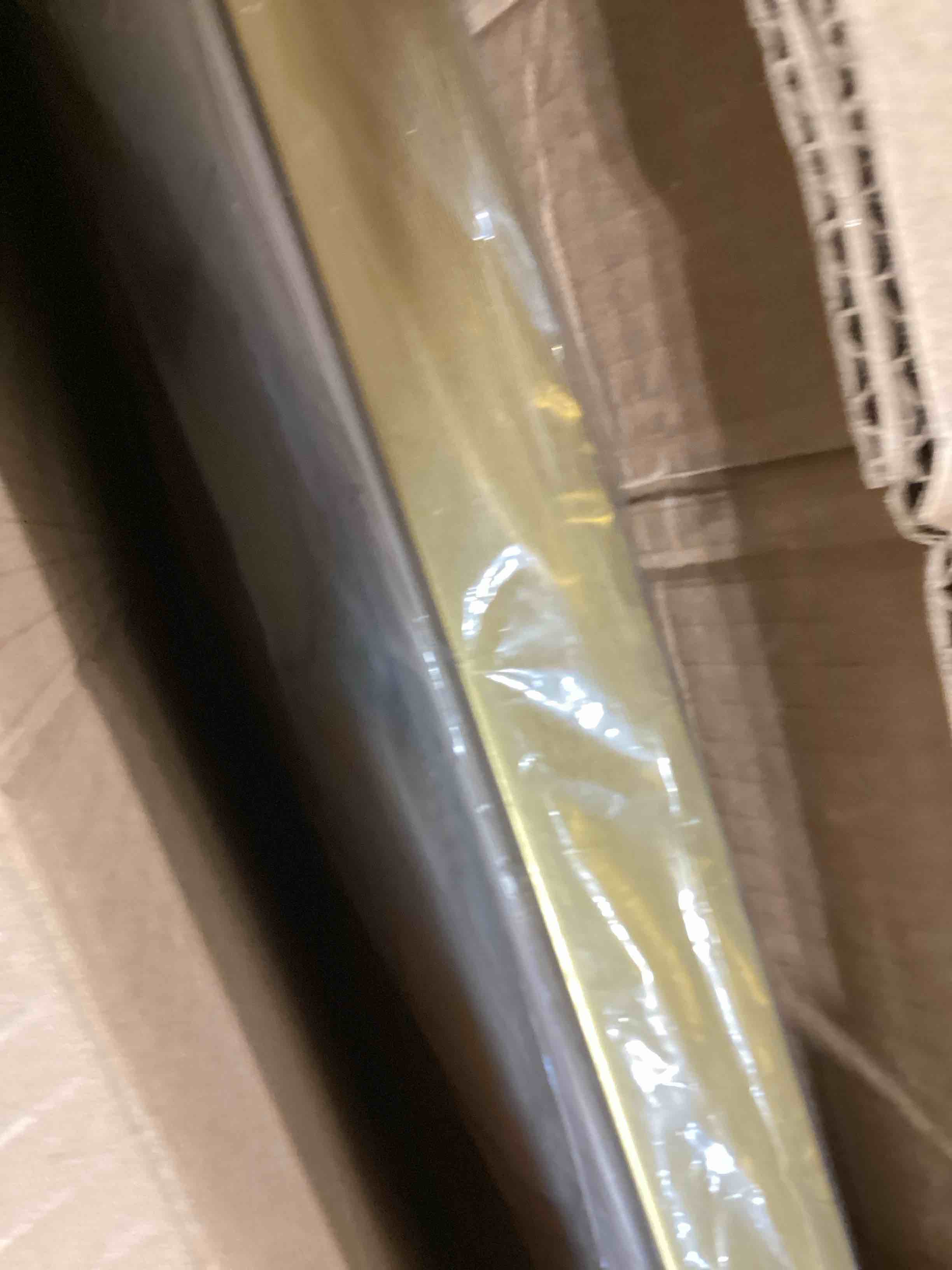 https://s3.amazonaws.com/lotting-images-prod/bidfta/BRN1727912_1753099317827.jpeg