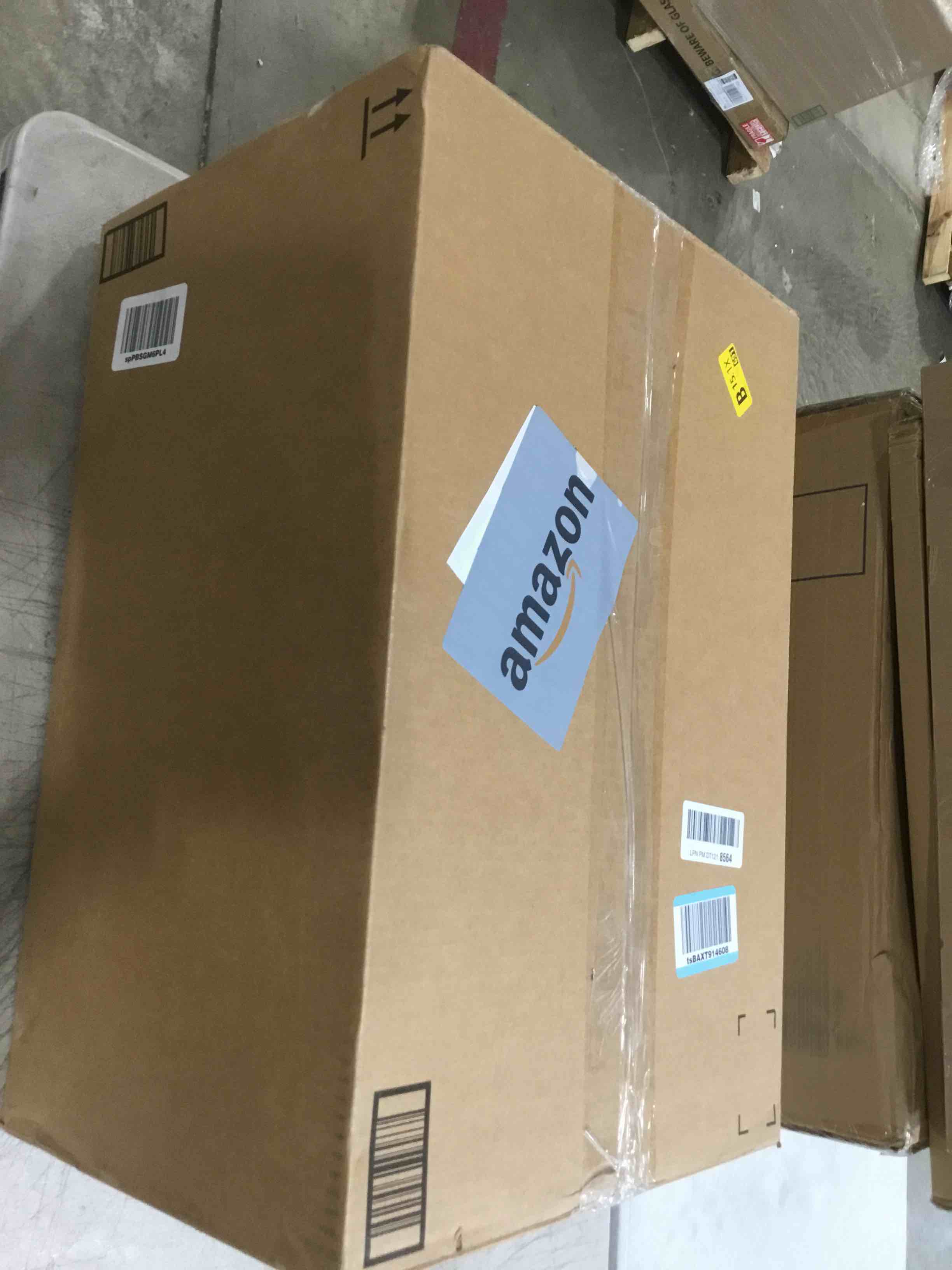 https://s3.amazonaws.com/lotting-images-prod/bidfta/BRN1733532_1745506015697.jpeg