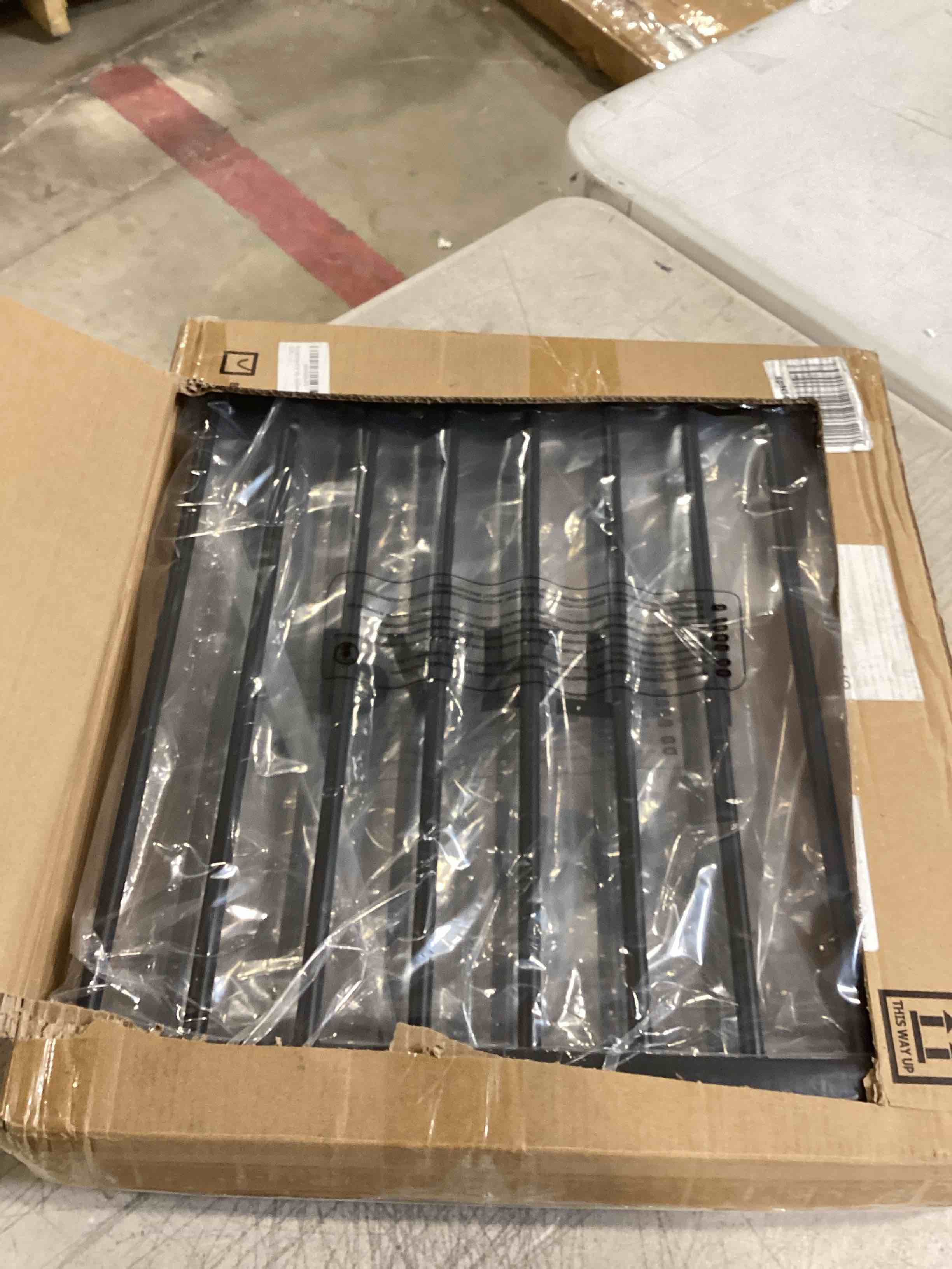 https://s3.amazonaws.com/lotting-images-prod/bidfta/BRN1733810_1746028110815.jpeg