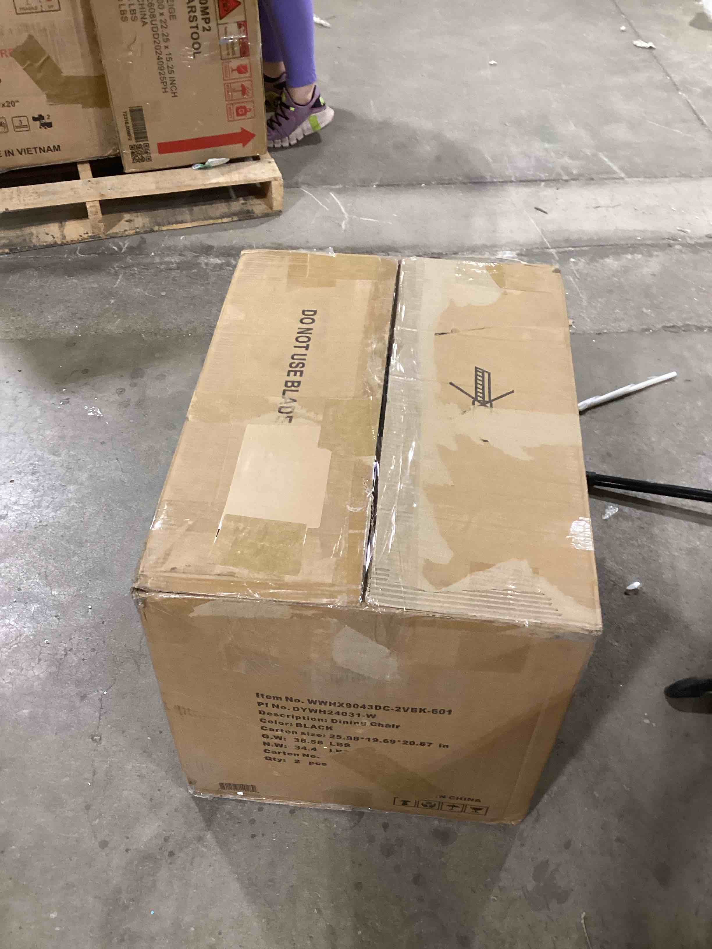 https://s3.amazonaws.com/lotting-images-prod/bidfta/BRN1734204_1746449350937.jpeg