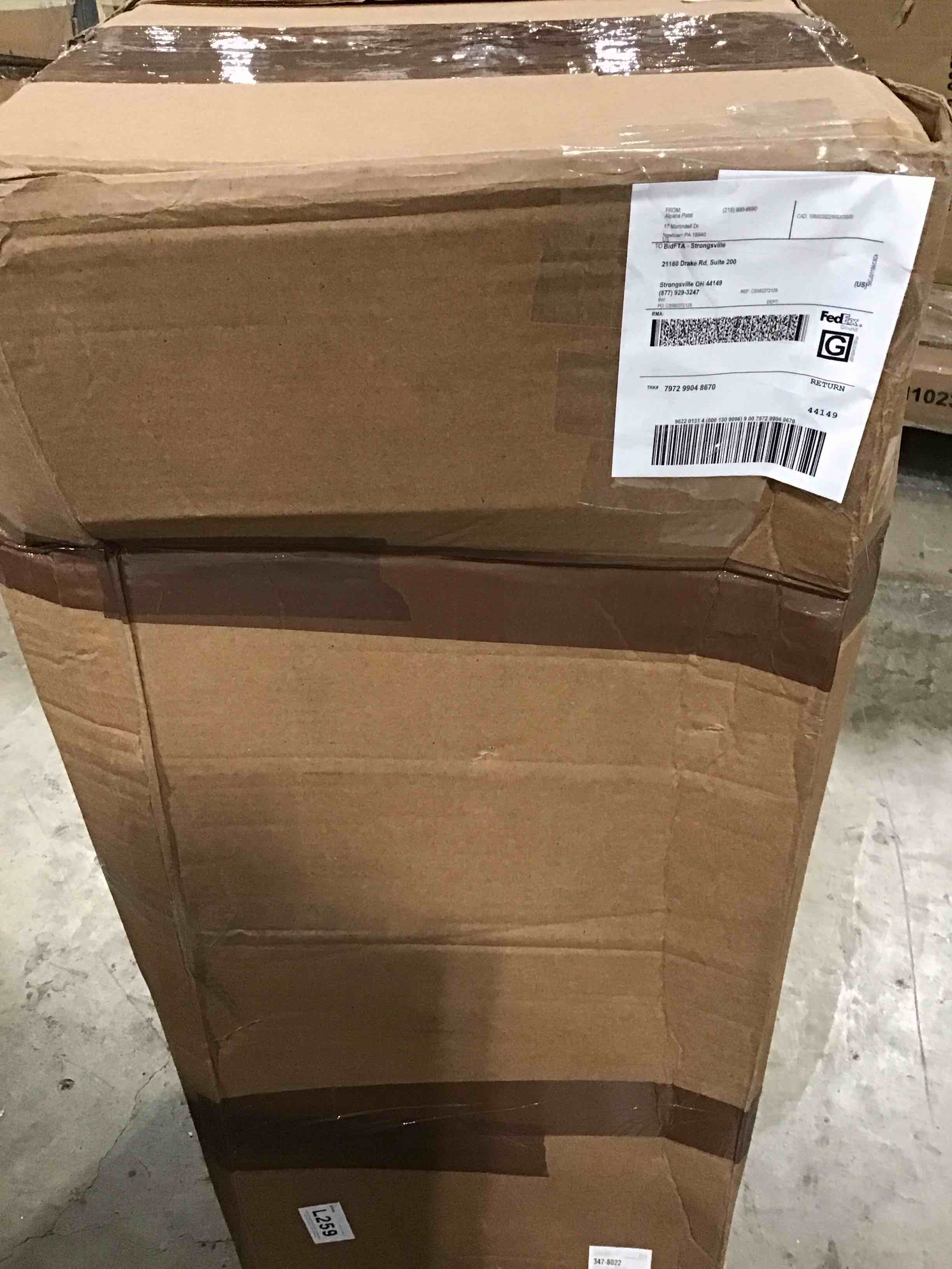 39" Terracotta Floor Vase With Handles, Ivory