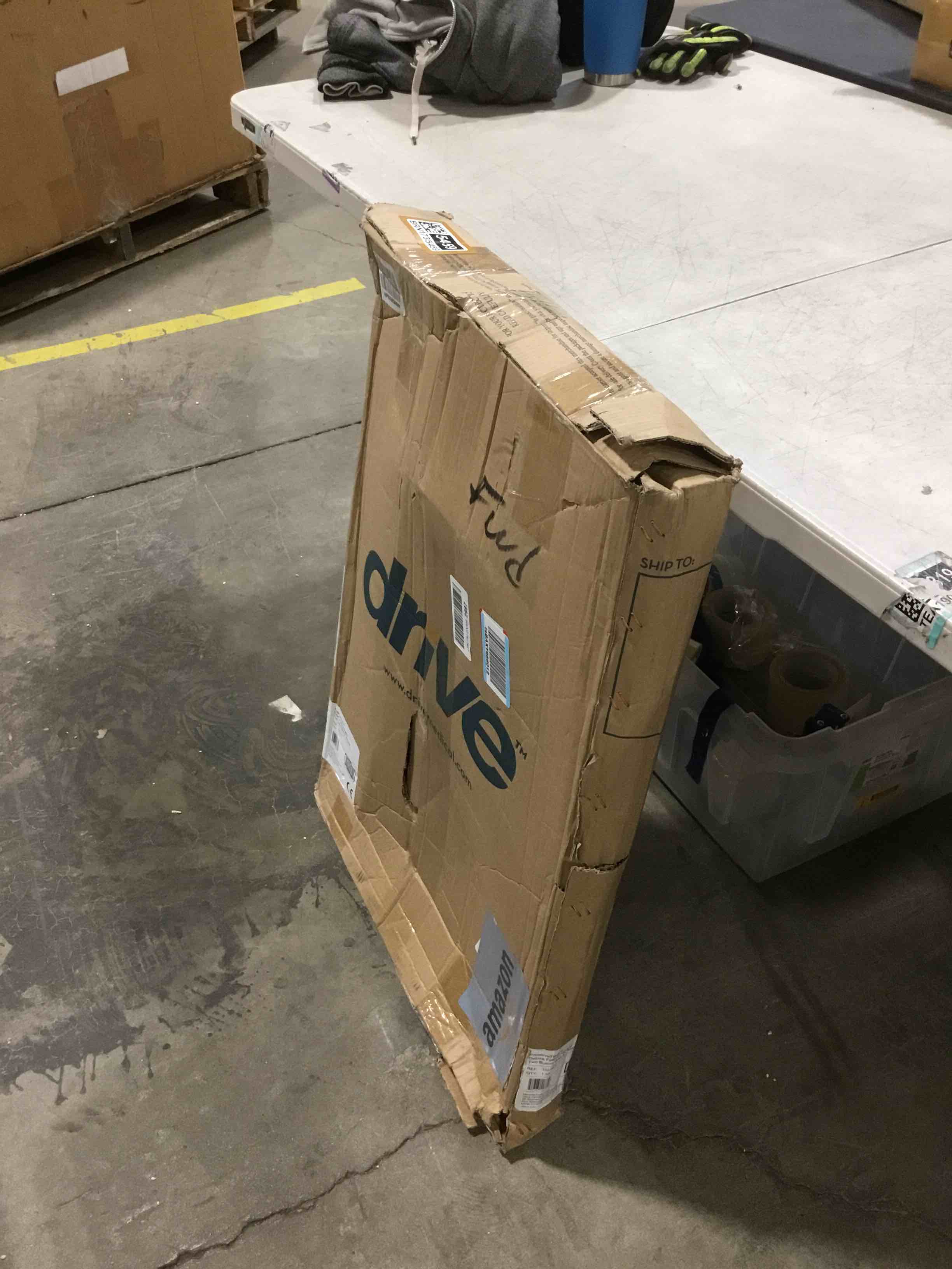 https://s3.amazonaws.com/lotting-images-prod/bidfta/BRN1735459_1746100141983.jpeg