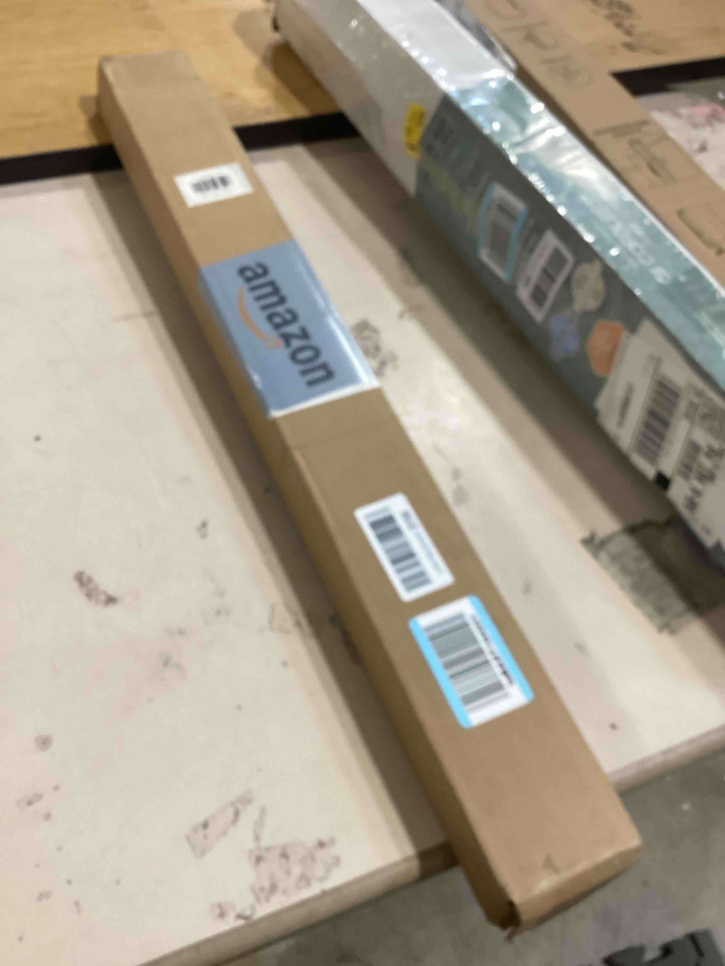 https://s3.amazonaws.com/lotting-images-prod/bidfta/BRN1735860_1747234083790.jpeg