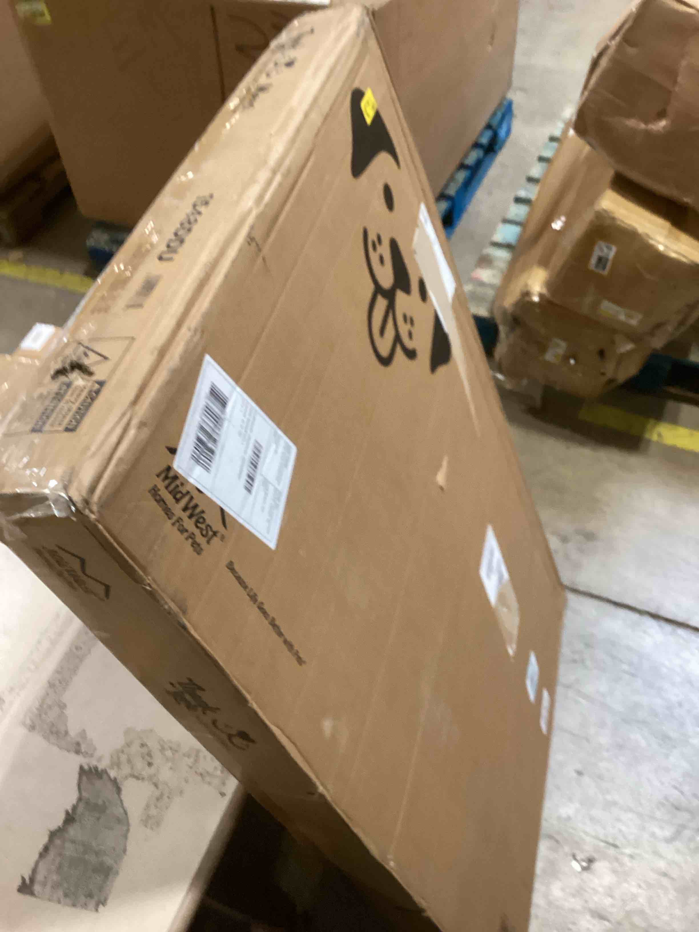 https://s3.amazonaws.com/lotting-images-prod/bidfta/BRN1737219_1748367547641.jpeg