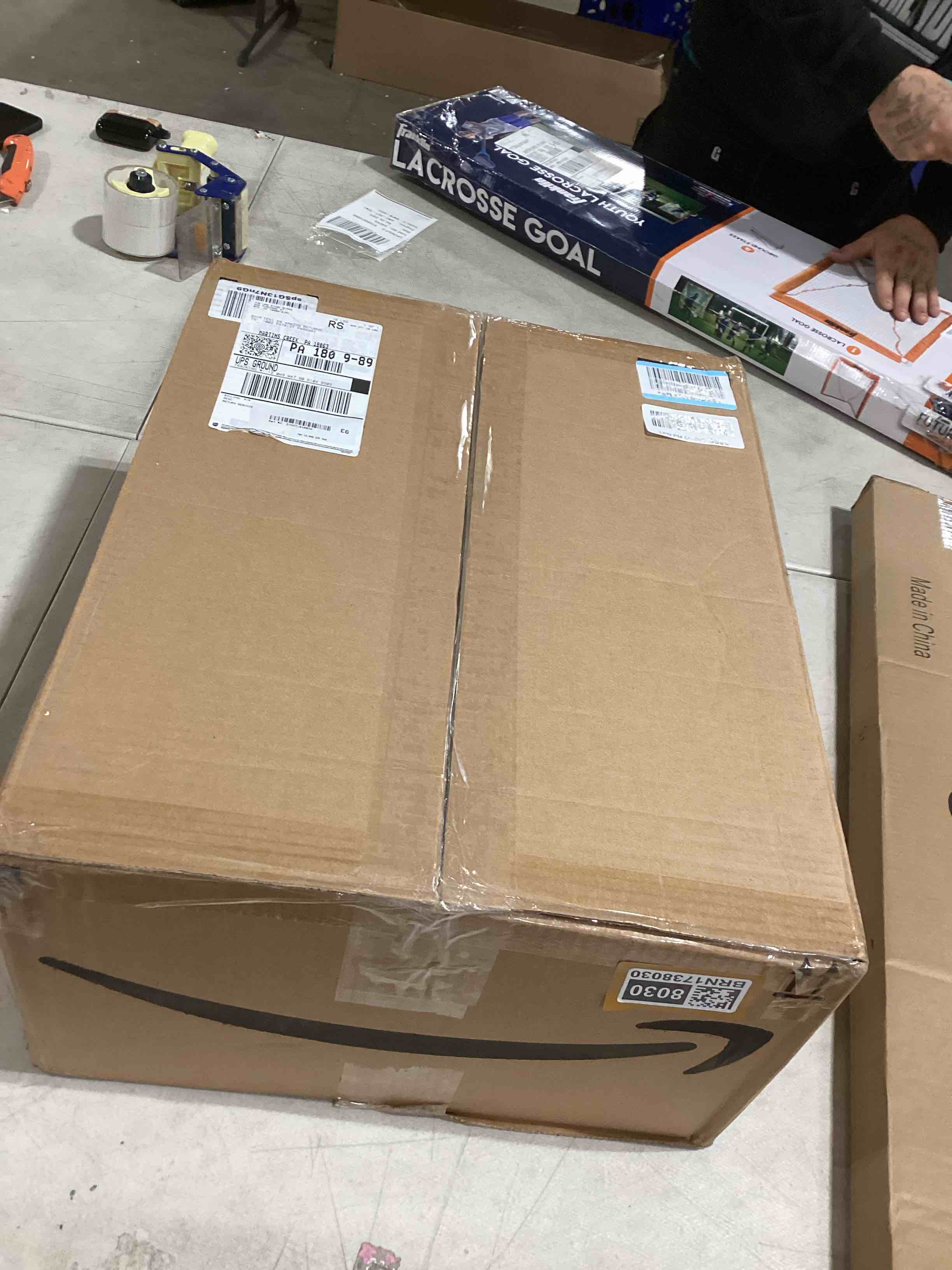https://s3.amazonaws.com/lotting-images-prod/bidfta/BRN1738030_1745927485616.jpeg