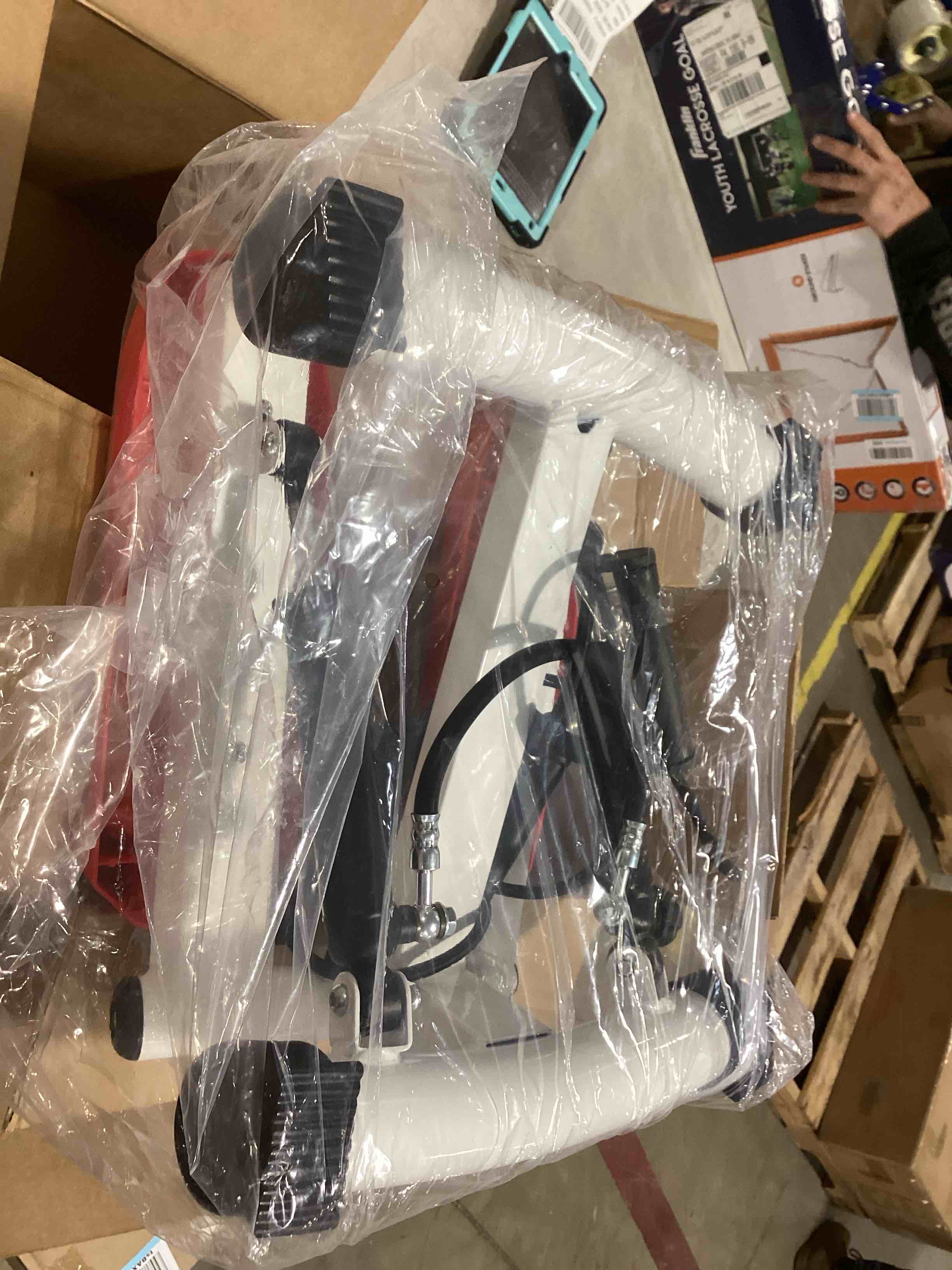 https://s3.amazonaws.com/lotting-images-prod/bidfta/BRN1738030_1745927532898.jpeg